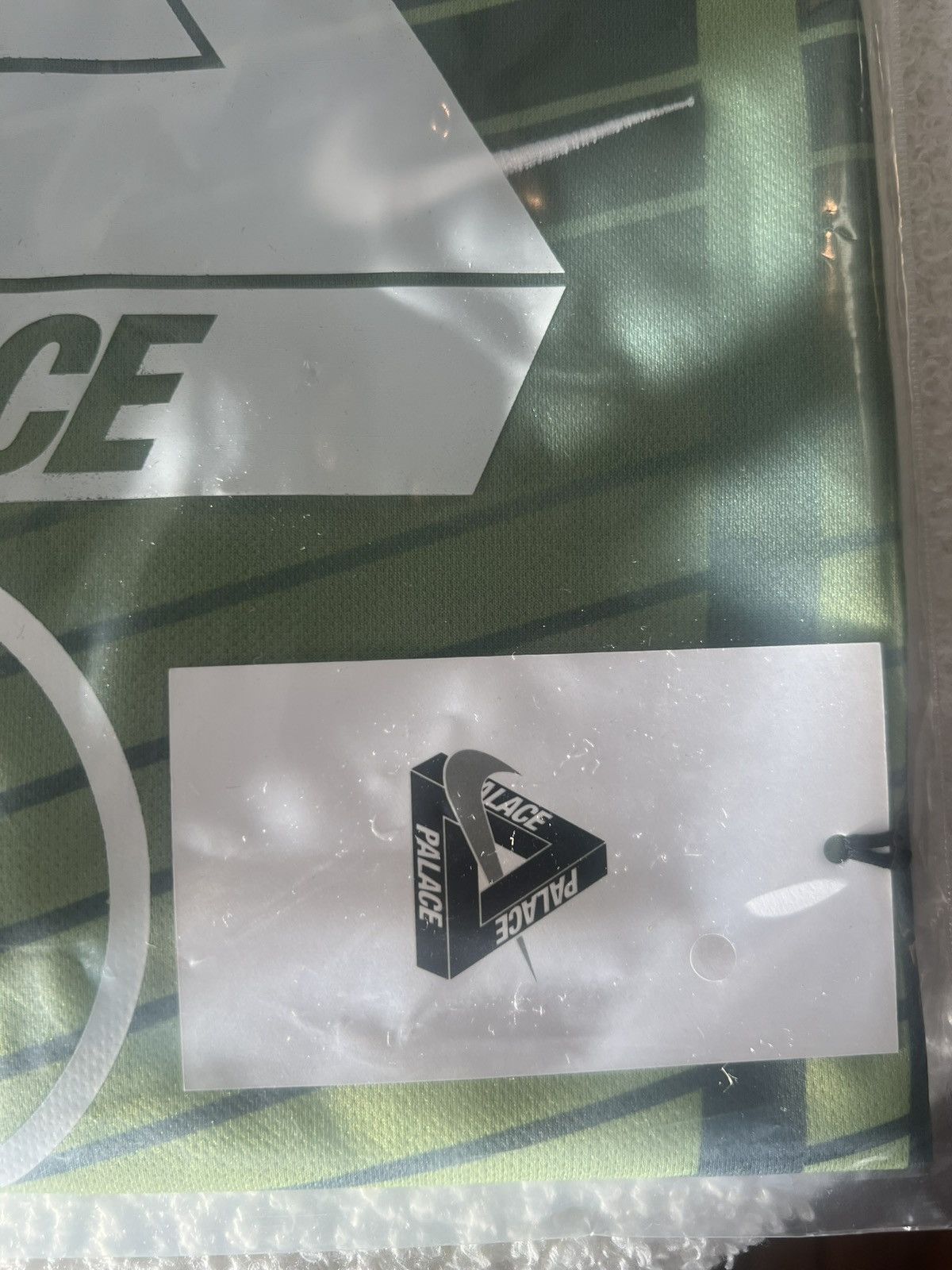 Palace Palace x Nike Total P90 Jersey Volt Size US L / EU 52-54 / 3 - 5 Thumbnail