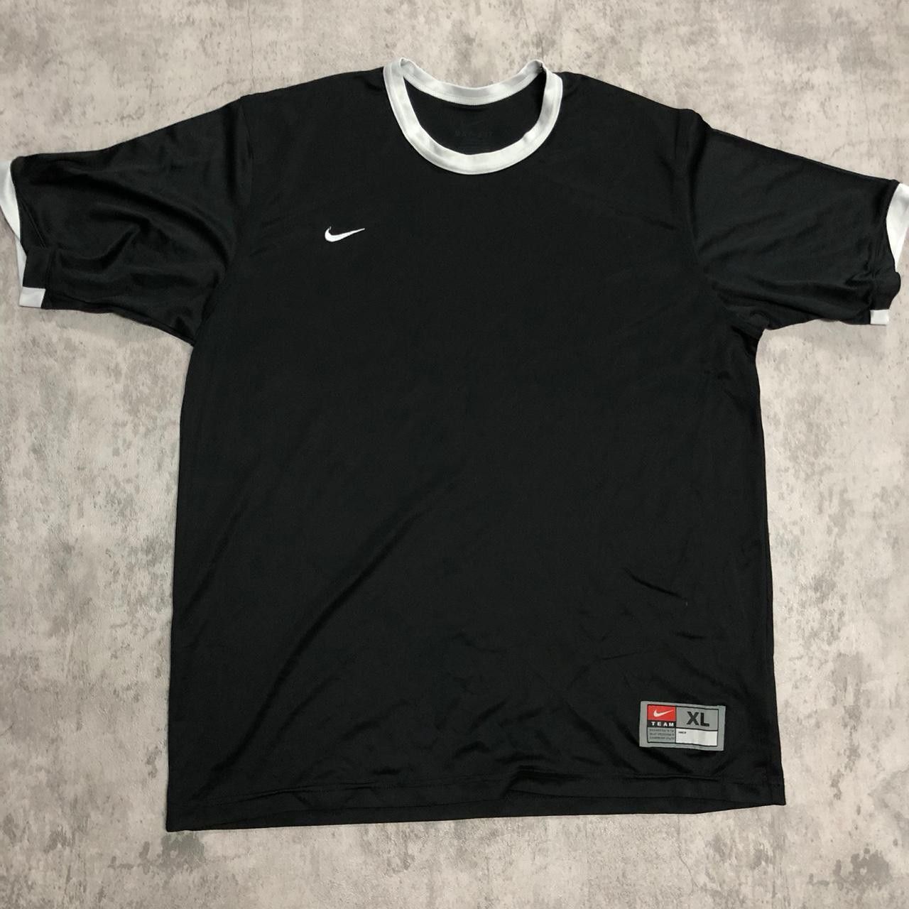 Nike Nike black T-shirt sportwear Size US XL / EU 56 / 4 - 1 Thumbnail