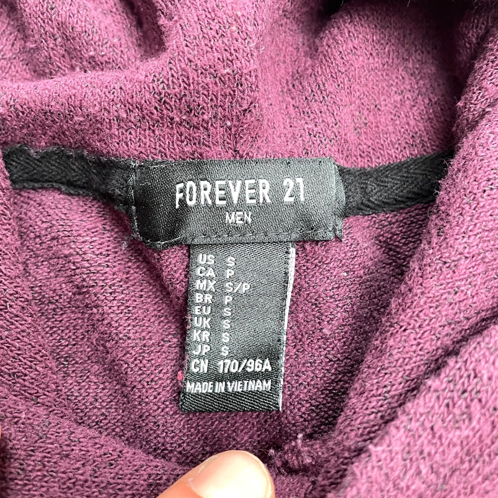 Forever 21 FOREVER 21 Hoodie Pullover Sweatshirt Mens Small Maroon Zip Hooded All Seasons Outdoor Casual Regular Fit Knitt Red/Cotton Size US S / EU 44-46 / 1 - 6 Thumbnail