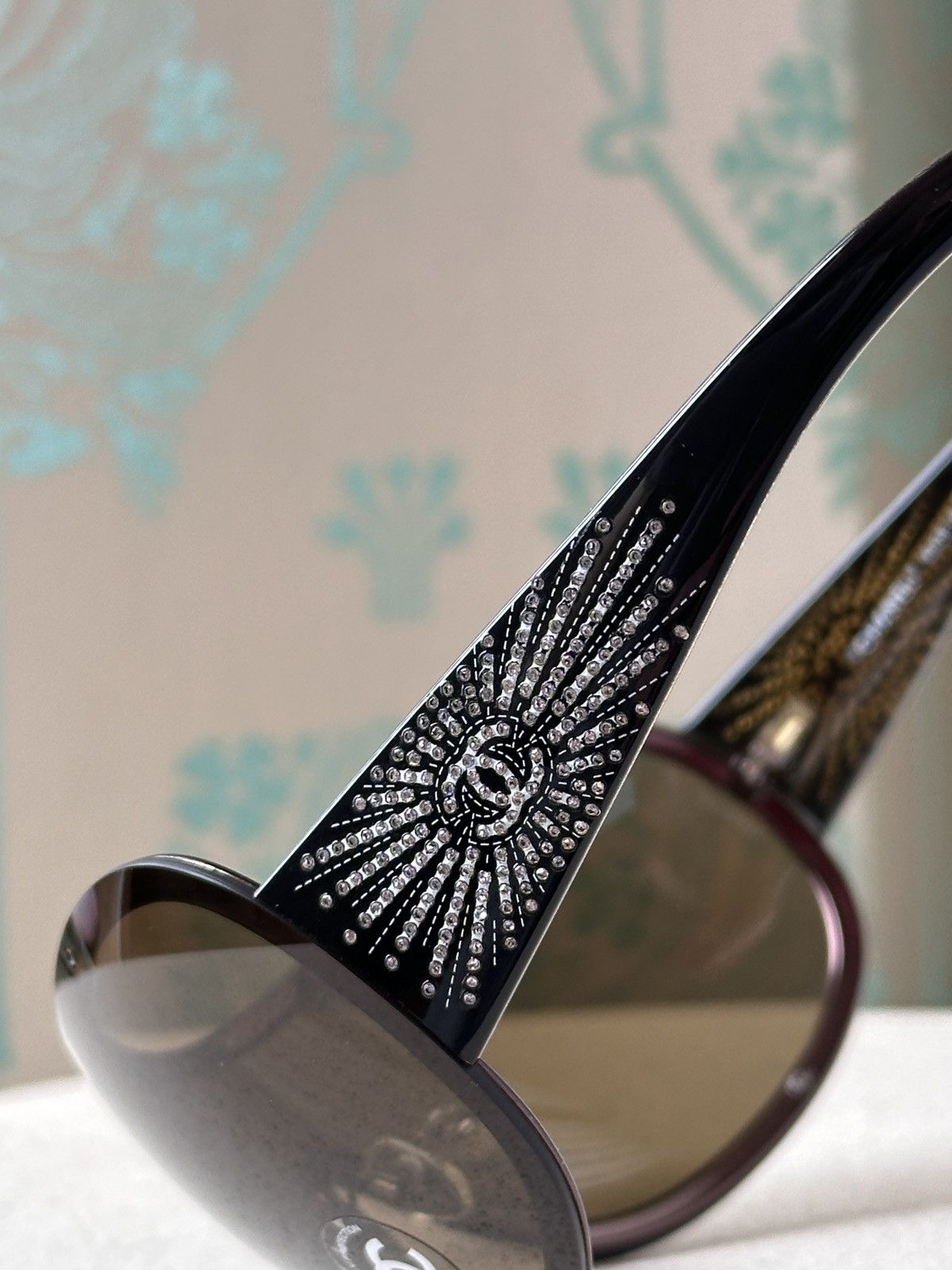 Chanel CHANEL Shield Mask Rhinestones CC Logo Sunglasses 4148-B Y2K Size ONE SIZE - 5 Thumbnail