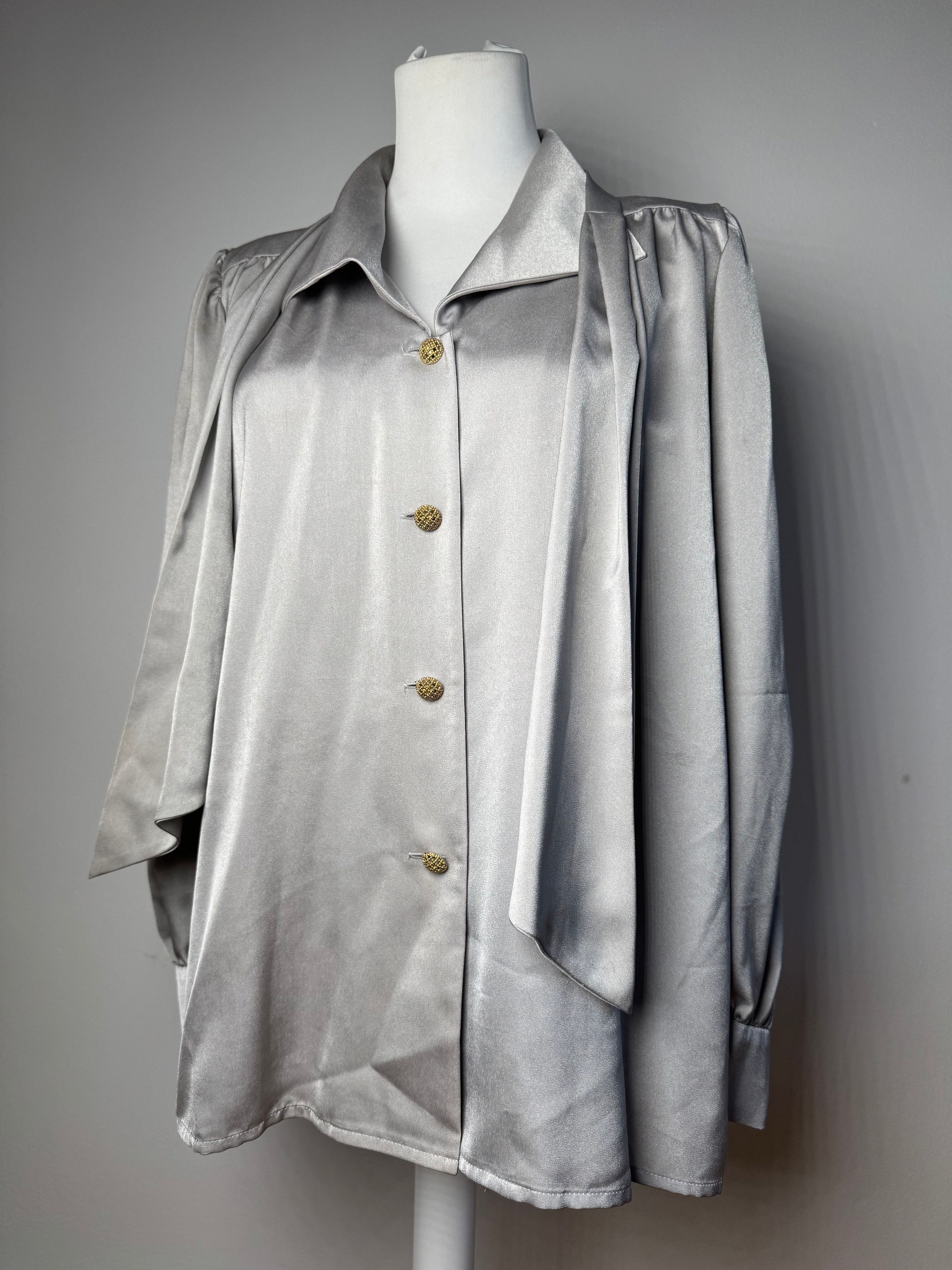 Other Vintage Yves Saint Laurent Silk Blouse silver 38/M Size M / US 6-8 / IT 42-44 - 1 Thumbnail