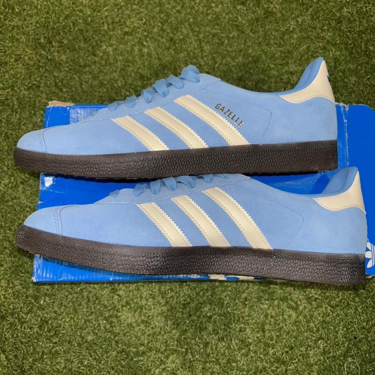 Adidas Light Blue Adidas Gizelle Size US 11 / EU 44 - 3 Thumbnail