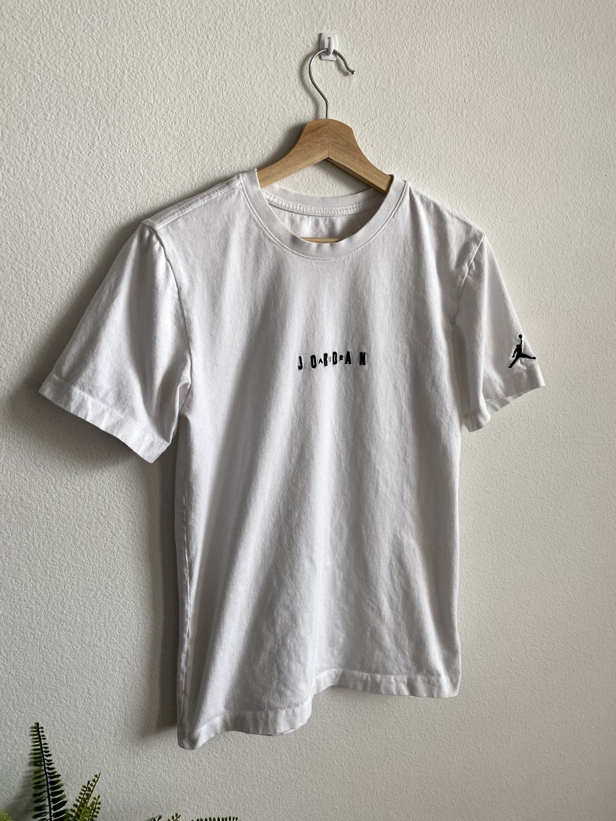 Jordan Brand Jordan Brand Logo Tee Size US S / EU 44-46 / 1 - 2 Thumbnail