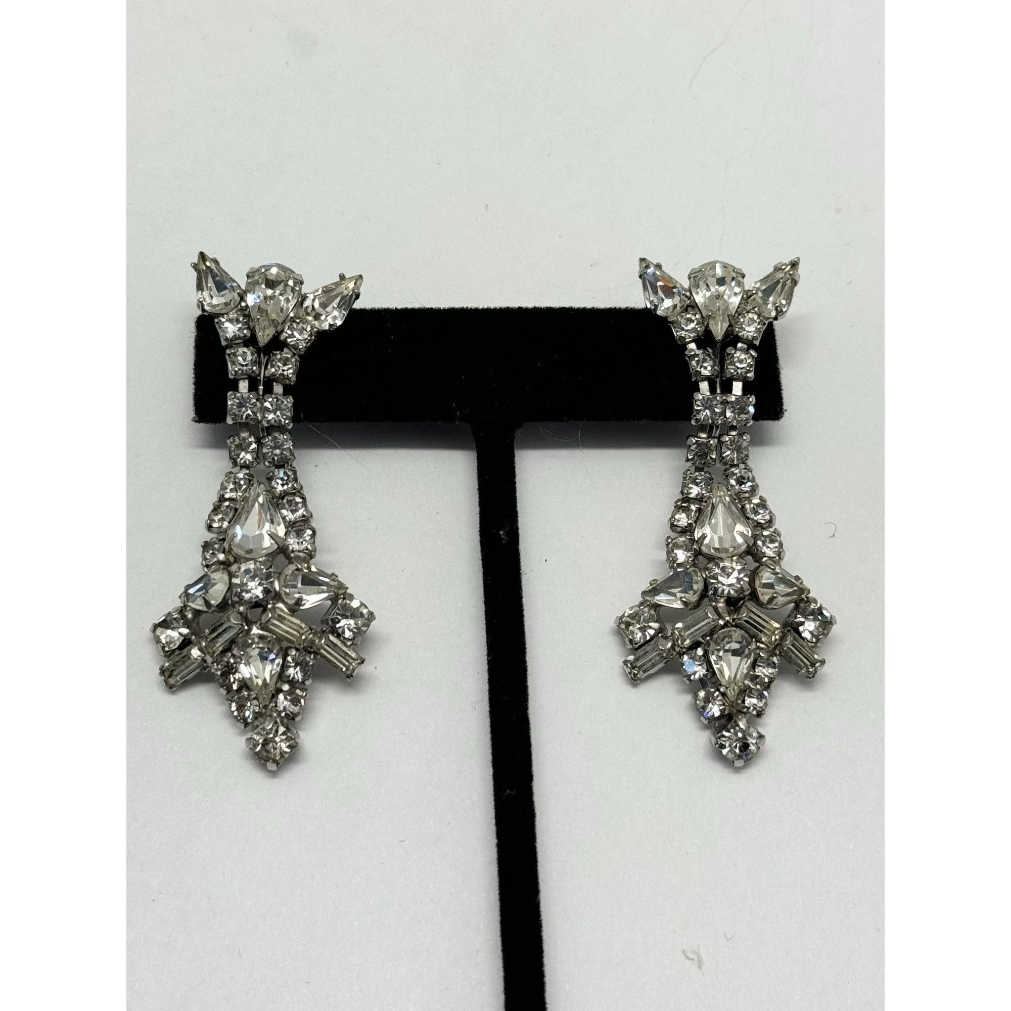 Vintage Vintage rhinestone dangle drop earrings Size ONE SIZE - 1 Thumbnail