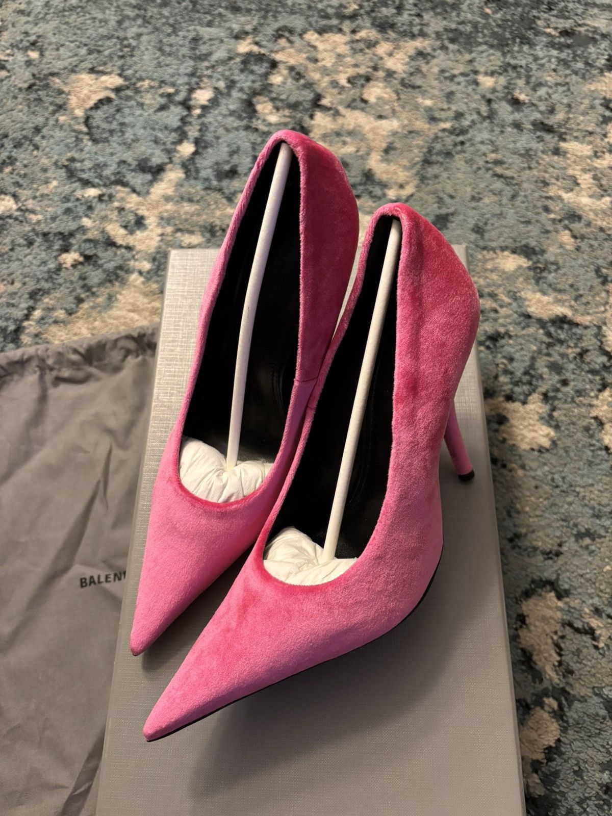 Balenciaga Velvet Knife Pump Heels Brand New Size 35 (5Wmns)