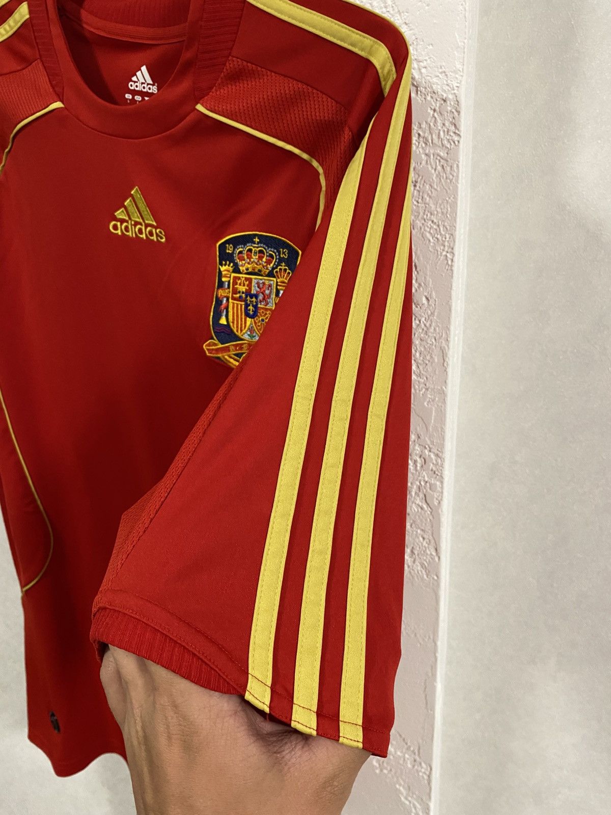 Adidas × Vintage 🇪🇸Adidas Spain 2008 Home Football Shirt Soccer Jersey⚽️ Size US L / EU 52-54 / 3 - 10 Thumbnail