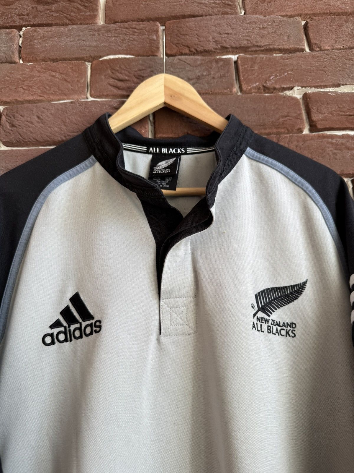 Adidas Adidas All Blacks New Zealand Jersey 2001 Rugby Football Size US XL / EU 56 / 4 - 3 Thumbnail