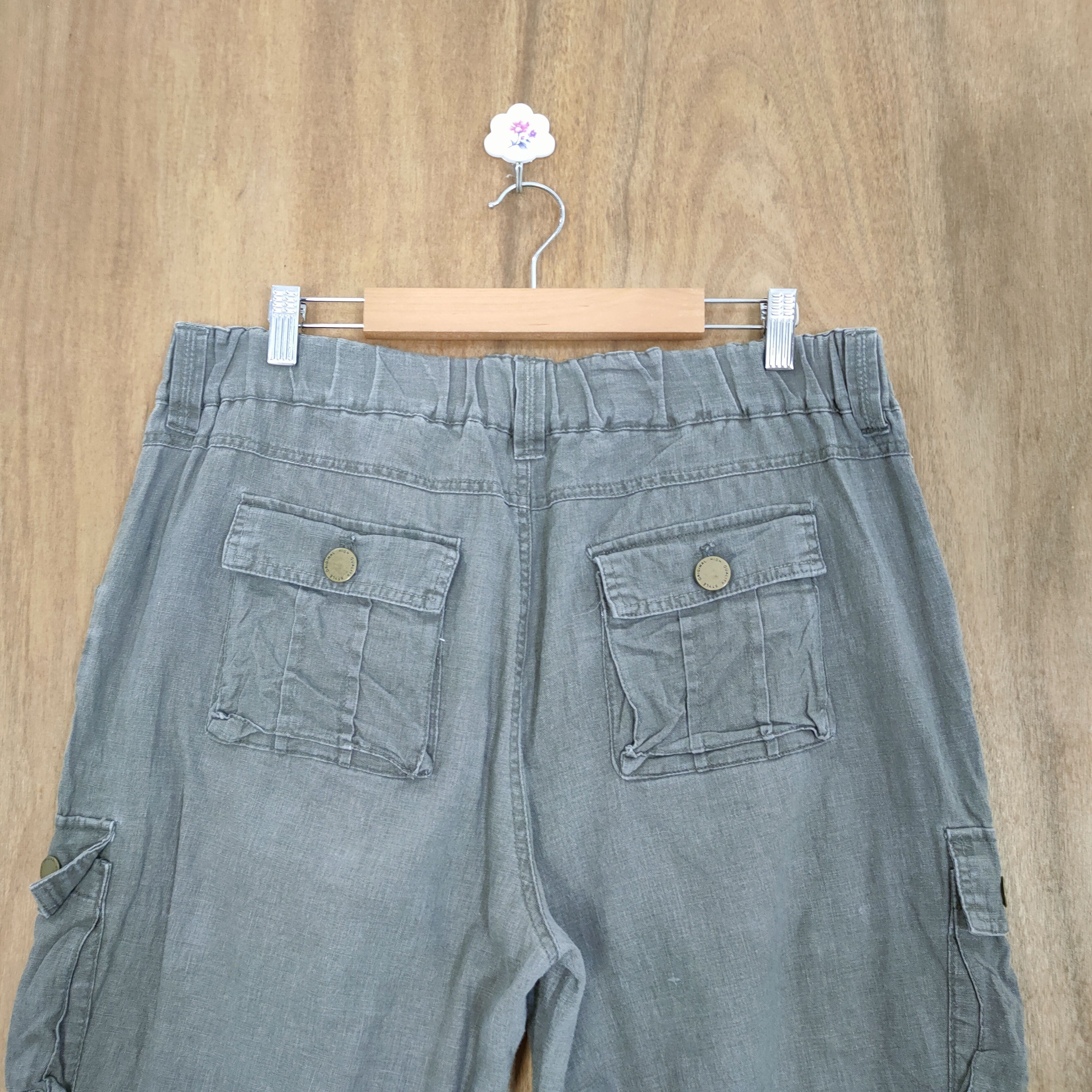 Japanese Brand DAILY SHORT MULTIPOCKET CARGO PANTS Size US 34 / EU 50 - 7 Thumbnail