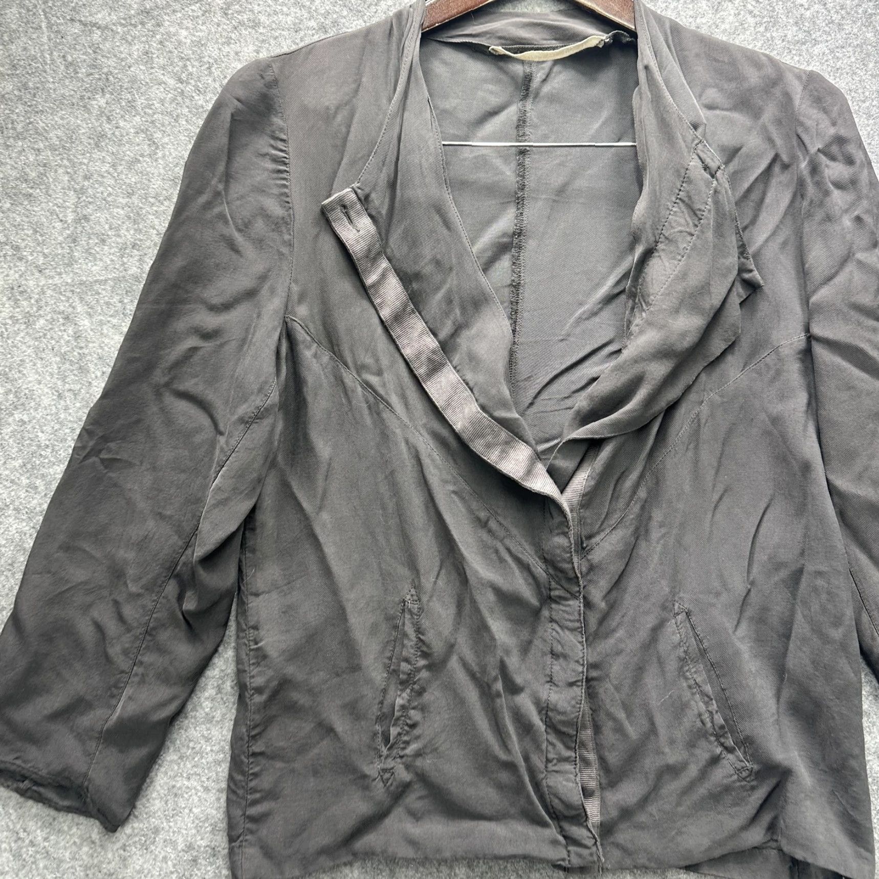 Vintage HUMANOID Blazer Jacket Womens M Gray Twill Viscose Cupro Draped Collar, Short, Single-Breasted, Pockets, Basic Jacket Size M / US 6-8 / IT 42-44 - 3 Thumbnail