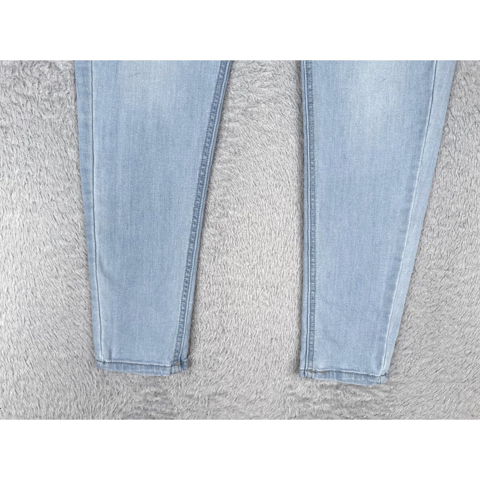 Vintage VINTAGE Enjean Jeans Womens Skinny Jeans Light Wash High Rise 7 26in Inseam Blue Denim Stretch 5-Pocket Button Zip 90s Southwestern Womens Size 28" / US 6 / IT 42 - 2 Thumbnail