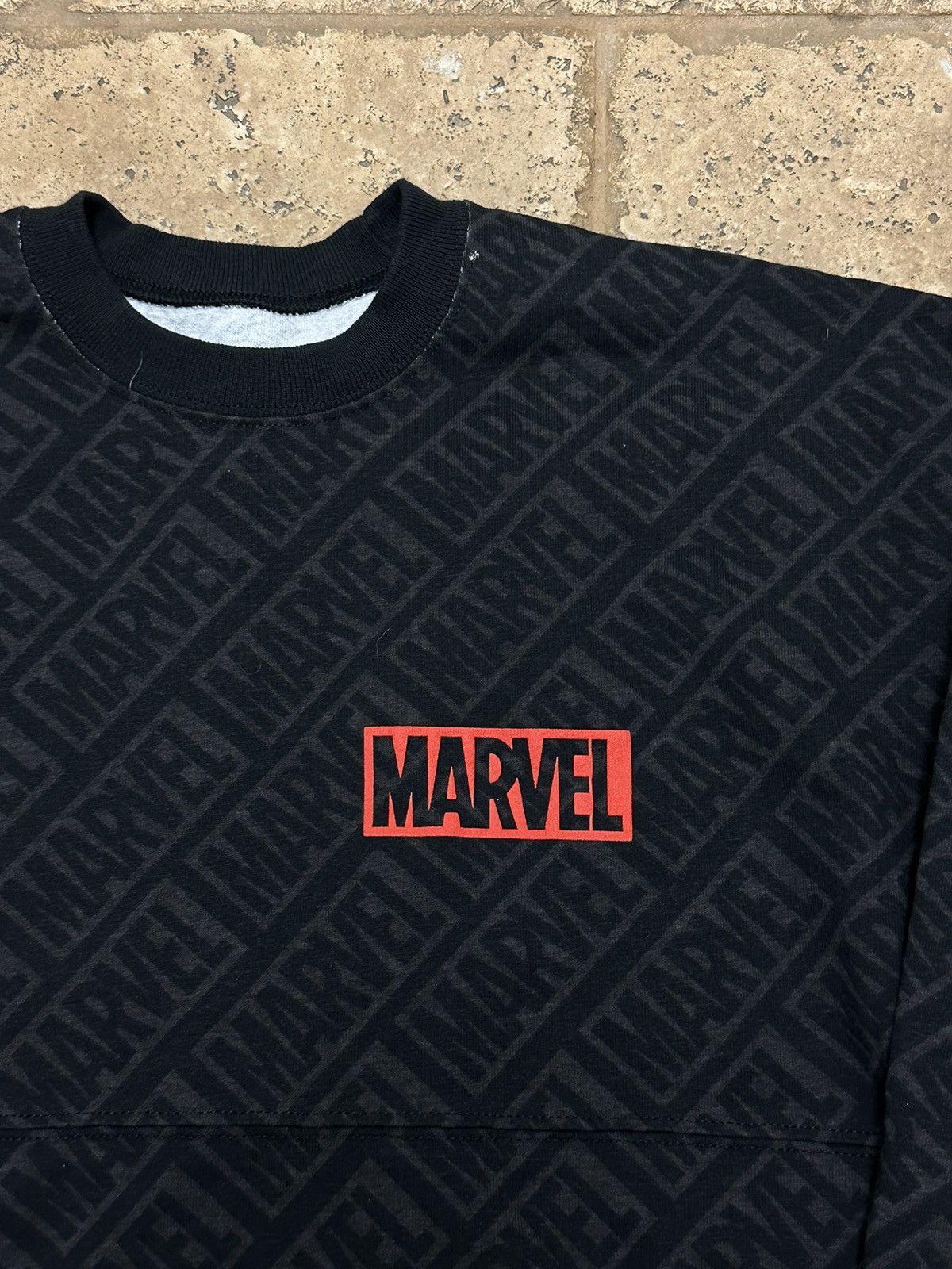Disney × Marvel Comics Disney Marvel Comics Crewneck Sweater Long Sleeve Size US S / EU 44-46 / 1 - 3 Thumbnail