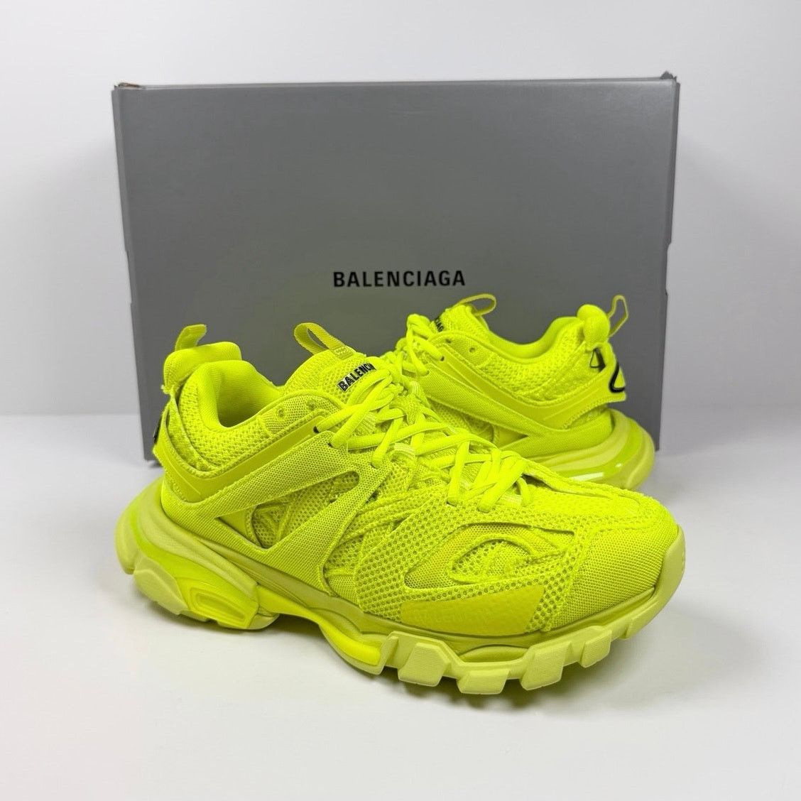 Balenciaga Size 41EU/8US - Balenciaga Track Fluo Yellow NEW Size US 8 / IT 38 - 2 Thumbnail