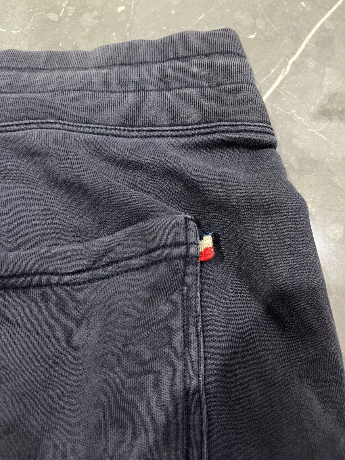 Moncler Moncler sweat pants Size US 34 / EU 50 - 10 Thumbnail
