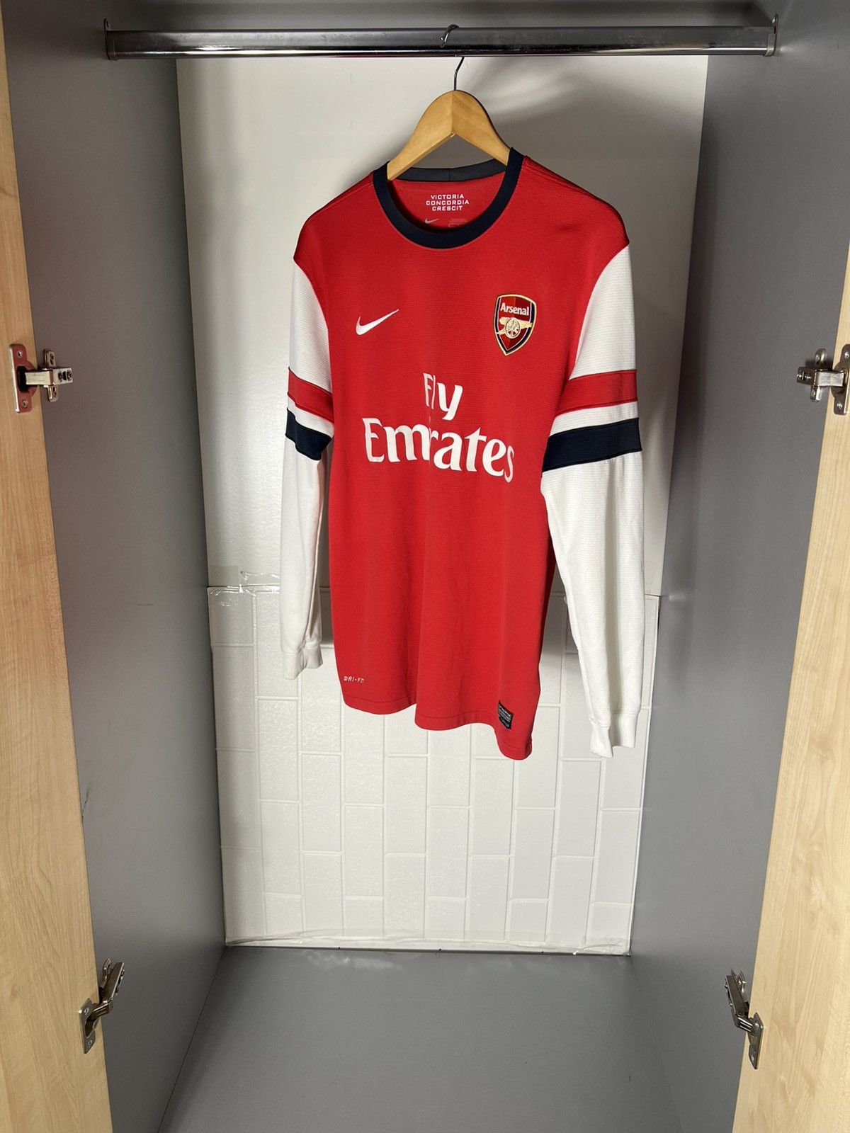 Nike VINTAGE NIKE FC ARSENAL LONDON ENGLAND SOCCER JERSEY Y2K 90s Size US M / EU 48-50 / 2 - 4 Thumbnail