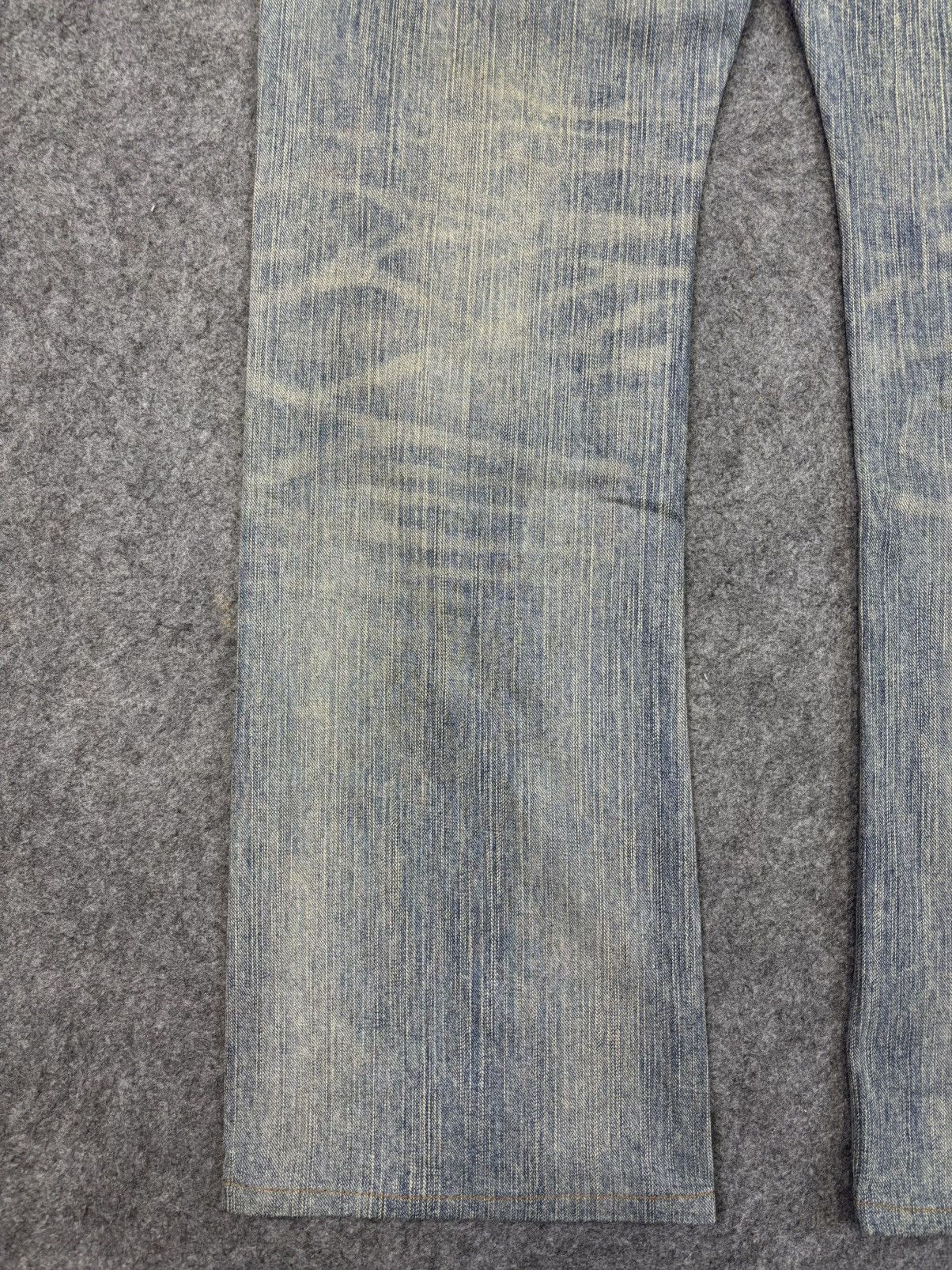 Edwin EDWIN XVS Japan Light Wash Distressed Flare Denim F944 Size US 30 / EU 46 - 11 Thumbnail