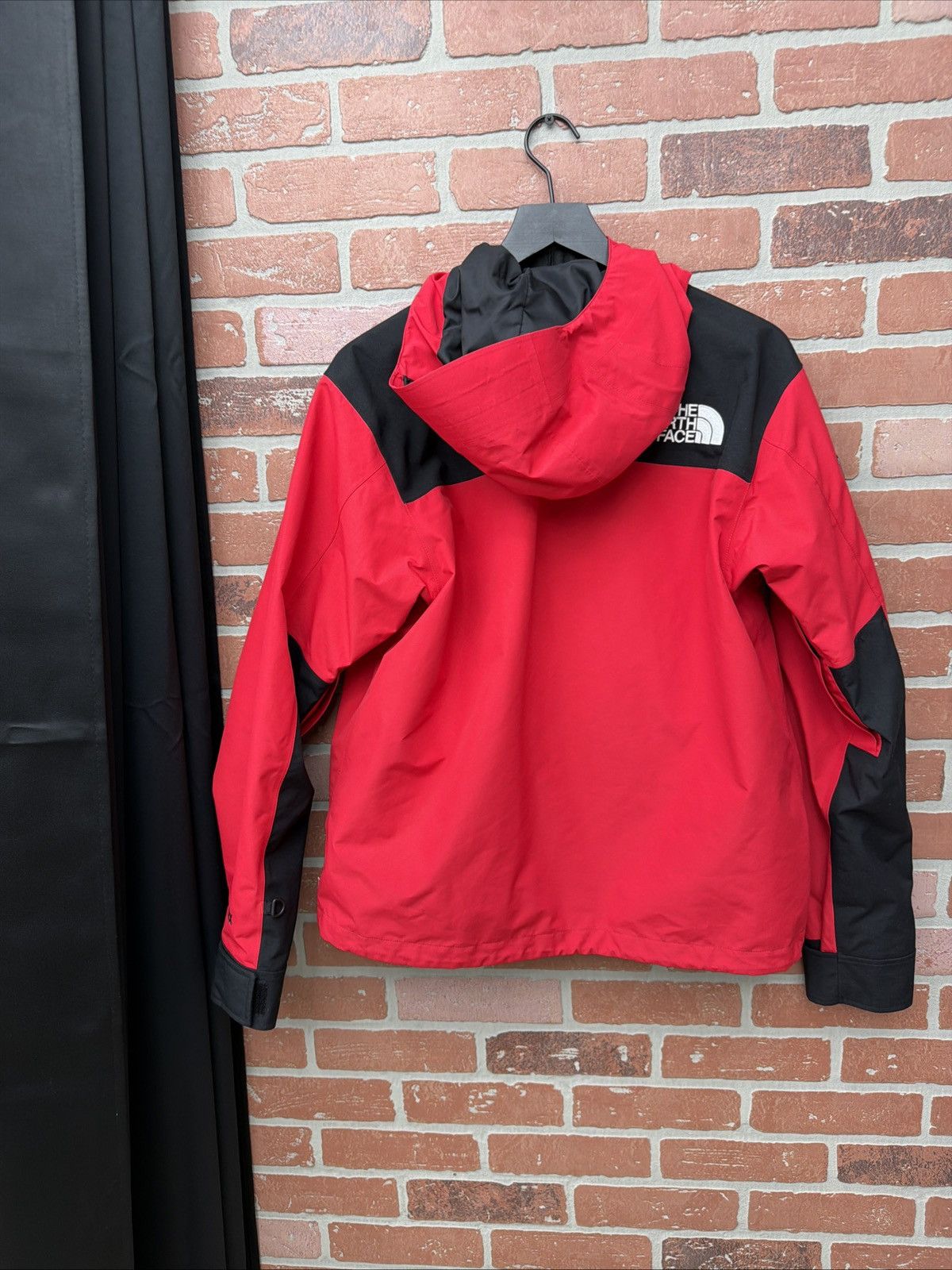 Supreme Supreme Mountain Parka Red Nylon S GREAT Condition 19SS Size US S / EU 44-46 / 1 - 11 Thumbnail