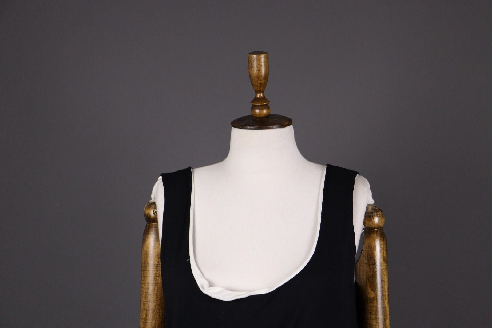 Designer Marc Cain Black 900 Summer Tank Bodycon Dress Size 6 Size M / US 6-8 / IT 42-44 - 2 Thumbnail