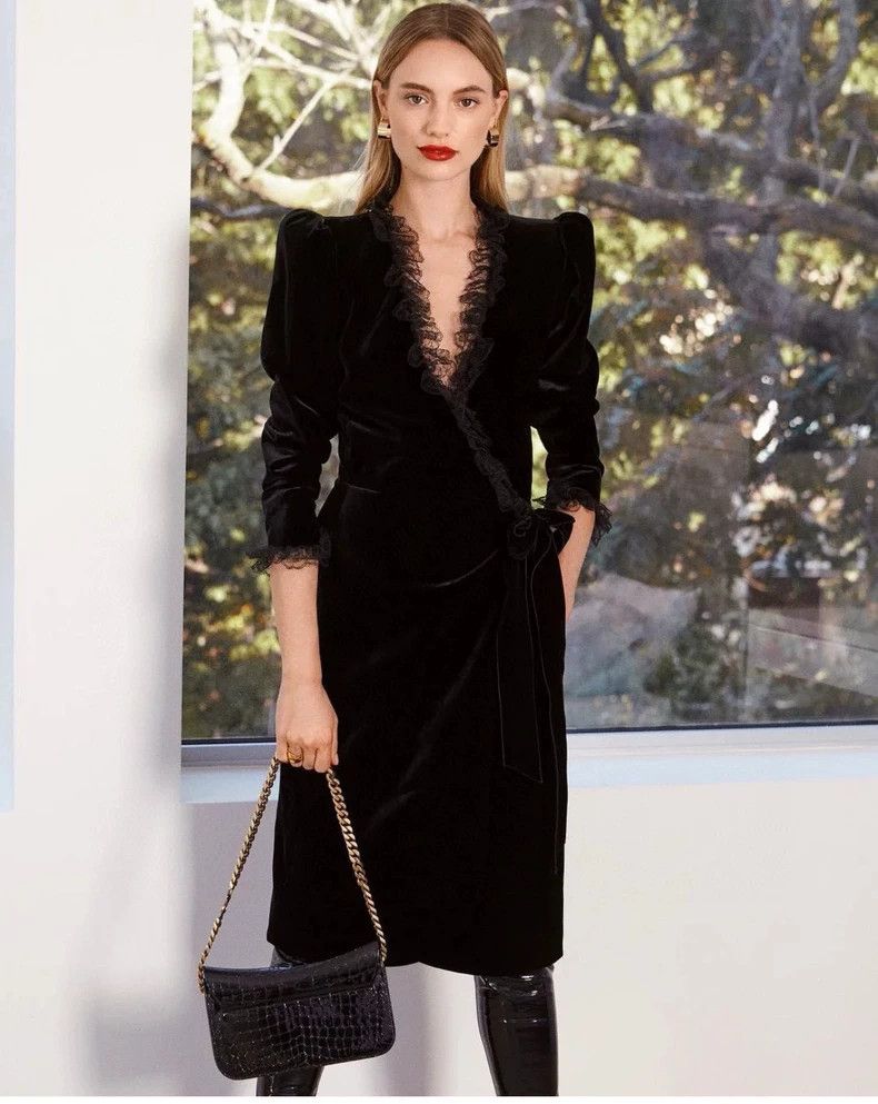 Saint Laurent Paris Saint Laurent Paris Black Velvet Lace Dress Size XXS / US 00 / IT 34 - 7 Thumbnail