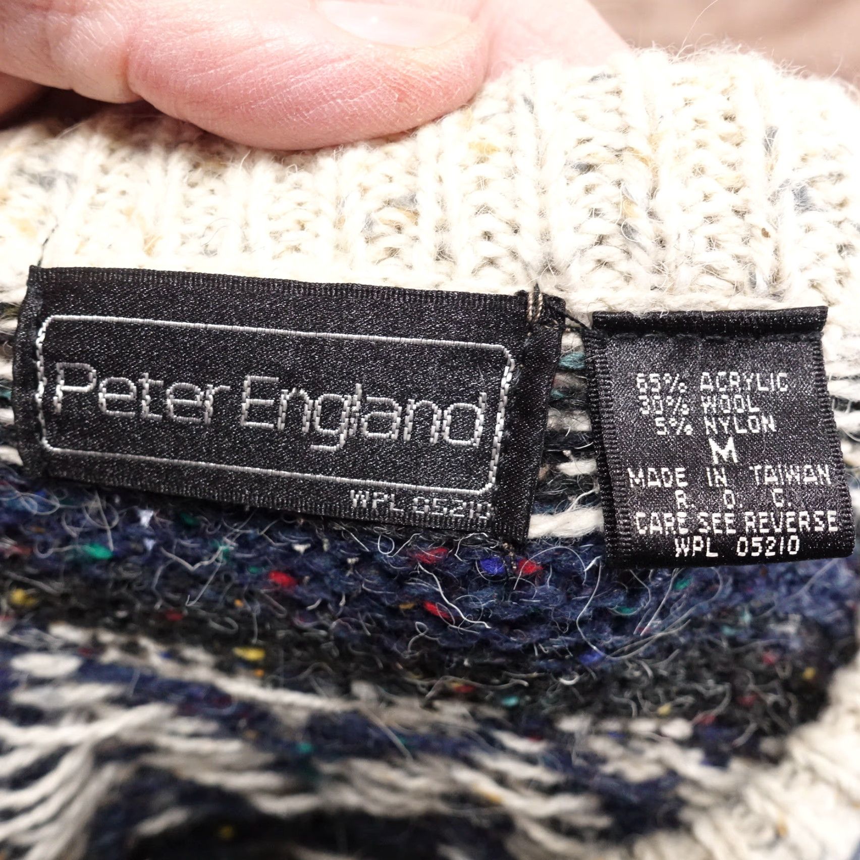 Vintage Vintage Peter England Wool Blend Argyle Mock Neck Sweater Pullover Mens Size M Size US M / EU 48-50 / 2 - 6 Thumbnail