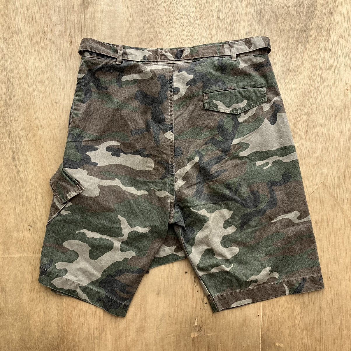 Japanese Brand EHYPHEN WORLD GALLERY SHORT UNIQUE CARGO PANTS Size US 32 / EU 48 - 8 Thumbnail