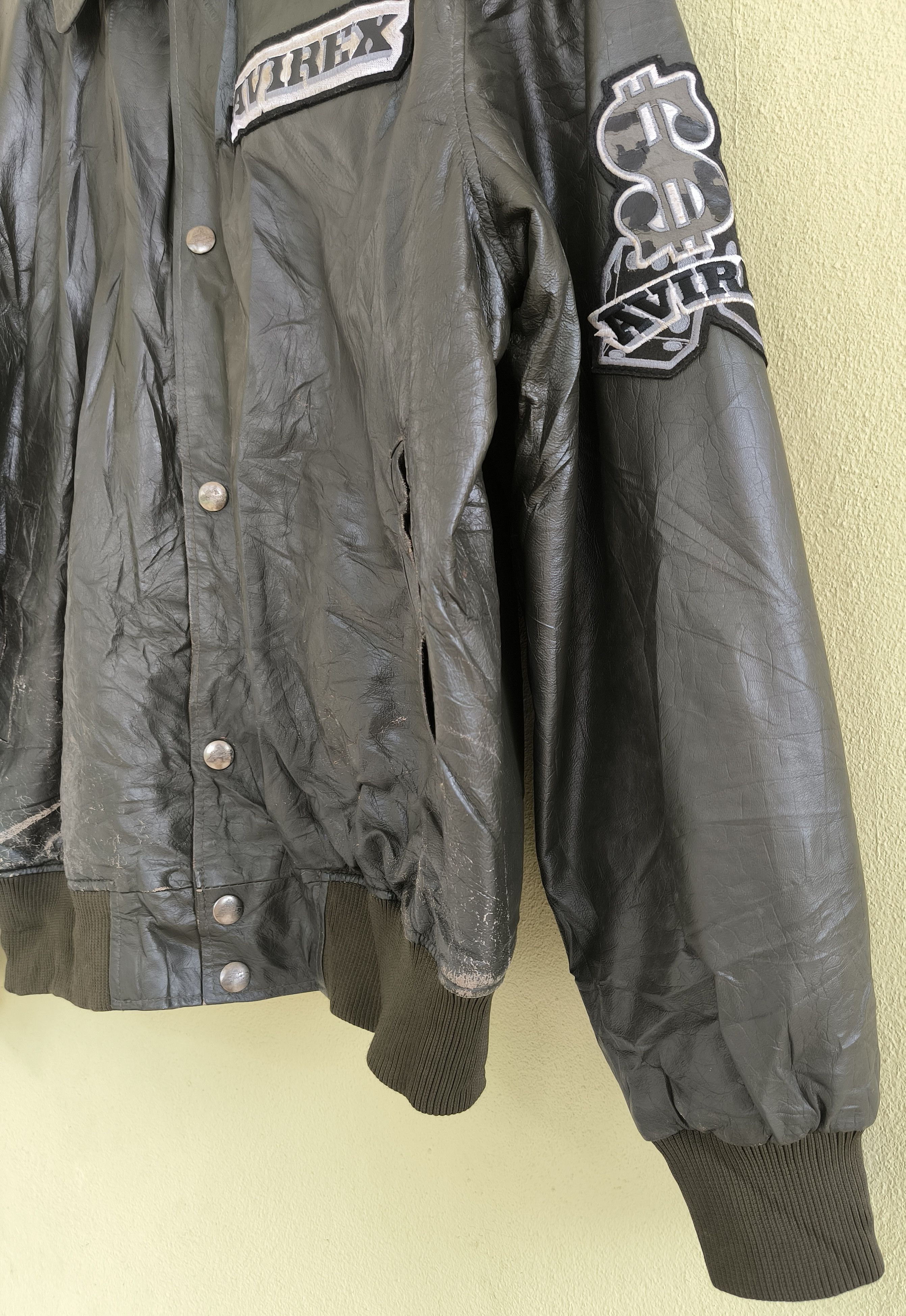 Avirex Vtg AVIREX embroidered US Air Force leather jacket Size US L / EU 52-54 / 3 - 11 Thumbnail