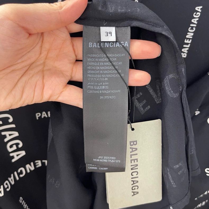 Balenciaga Balenciaga size 39 Logo full print long-sleeved shirt Size US XS / EU 42 / 0 - 4 Thumbnail