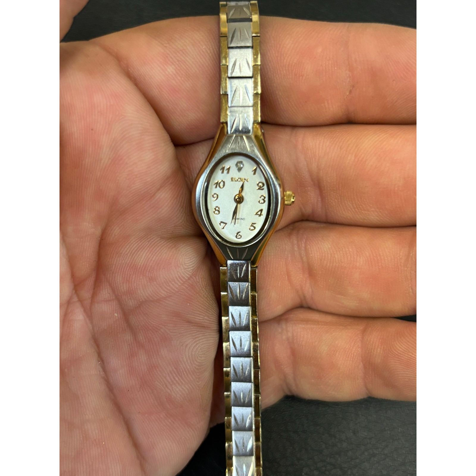 Elgin National Watch Company Vintage Elgin 2-Tone Women’s Watch! New Battery! Size ONE SIZE - 2 Thumbnail