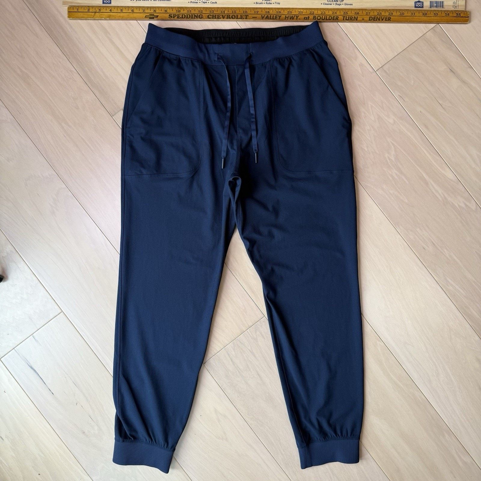 Lululemon Lululemon ABC Jogger Pants Large Navy Sweatpants Loungewear Size US 31 - 1 Thumbnail