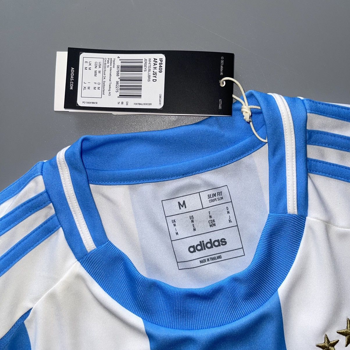 Other NWT ARGENTINA ADIDAS 2024 FOOTBALL HOME JERSEY #10 MESSI Size US M / EU 48-50 / 2 - 6 Thumbnail