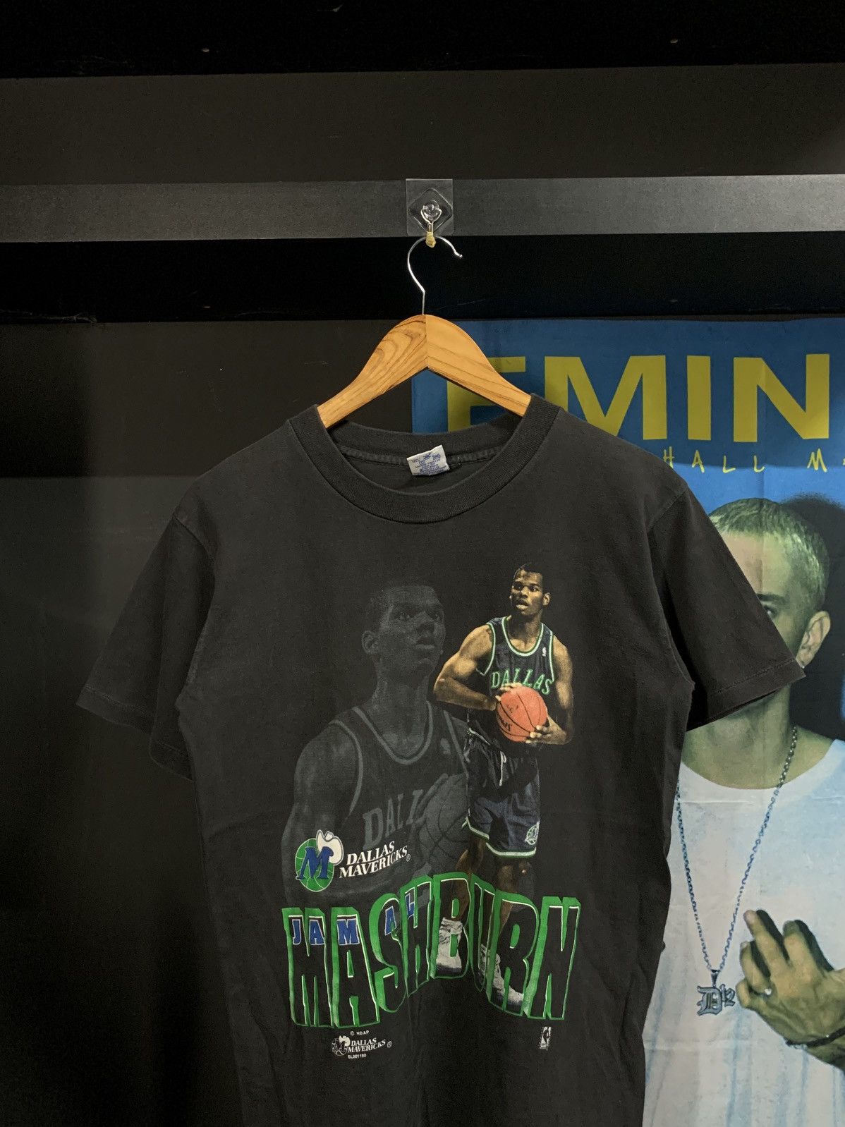 NBA VINTAGE 90s DALLAS MAVERICKS TSHIRT Size US S / EU 44-46 / 1 - 2 Thumbnail