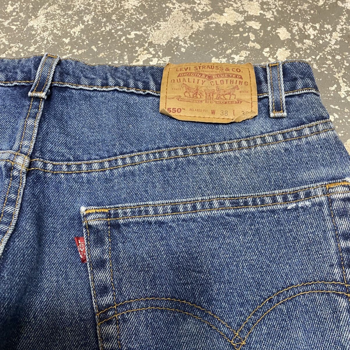 Japanese Brand × Levi's × Vintage Vintage Levi’s 550 Relaxed Fit Blue Denim Jeans 90s Size US 37 - 6 Thumbnail