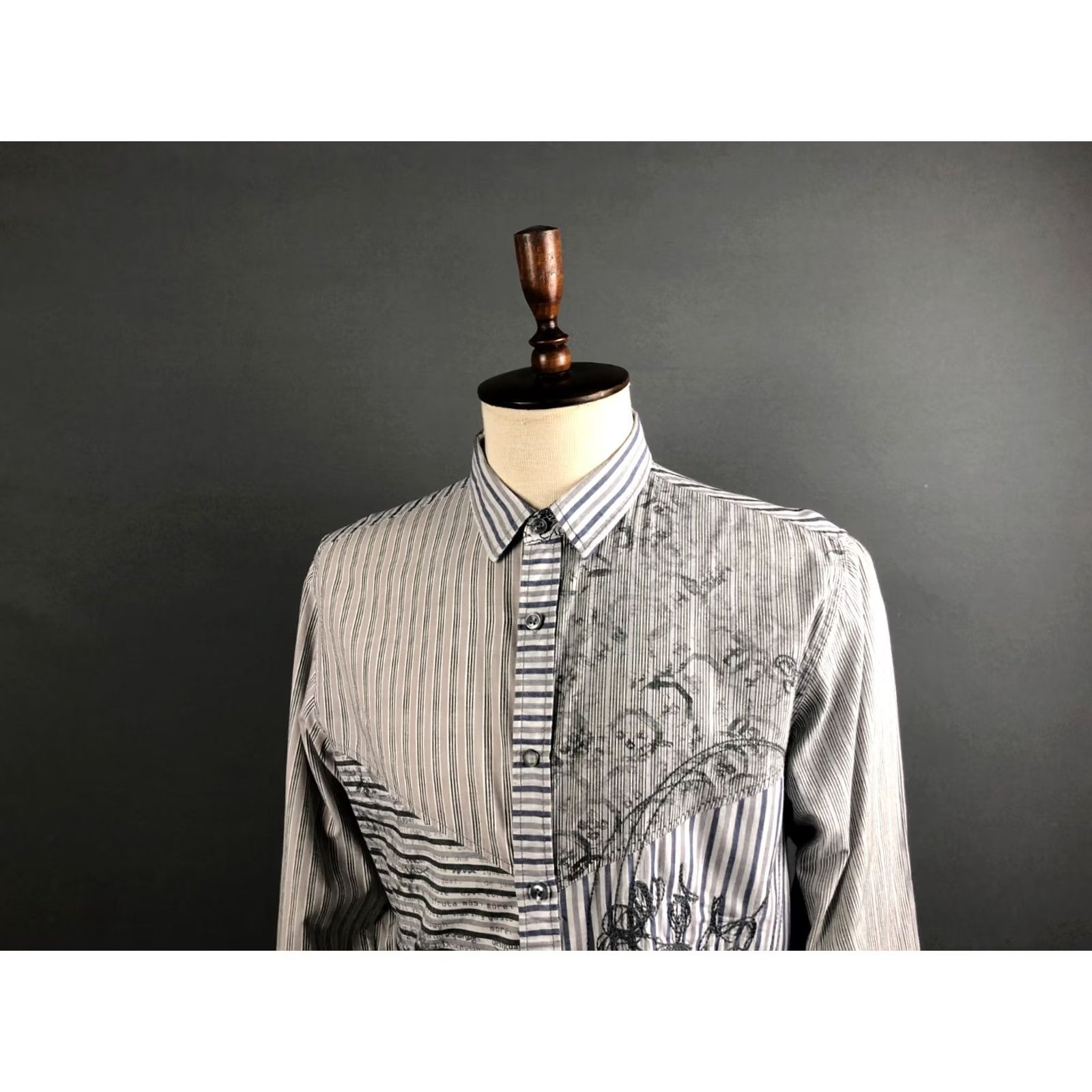 Desigual Desigual Shirt Size L Gray Cotton Striped Men's Size US L / EU 52-54 / 3 - 5 Thumbnail