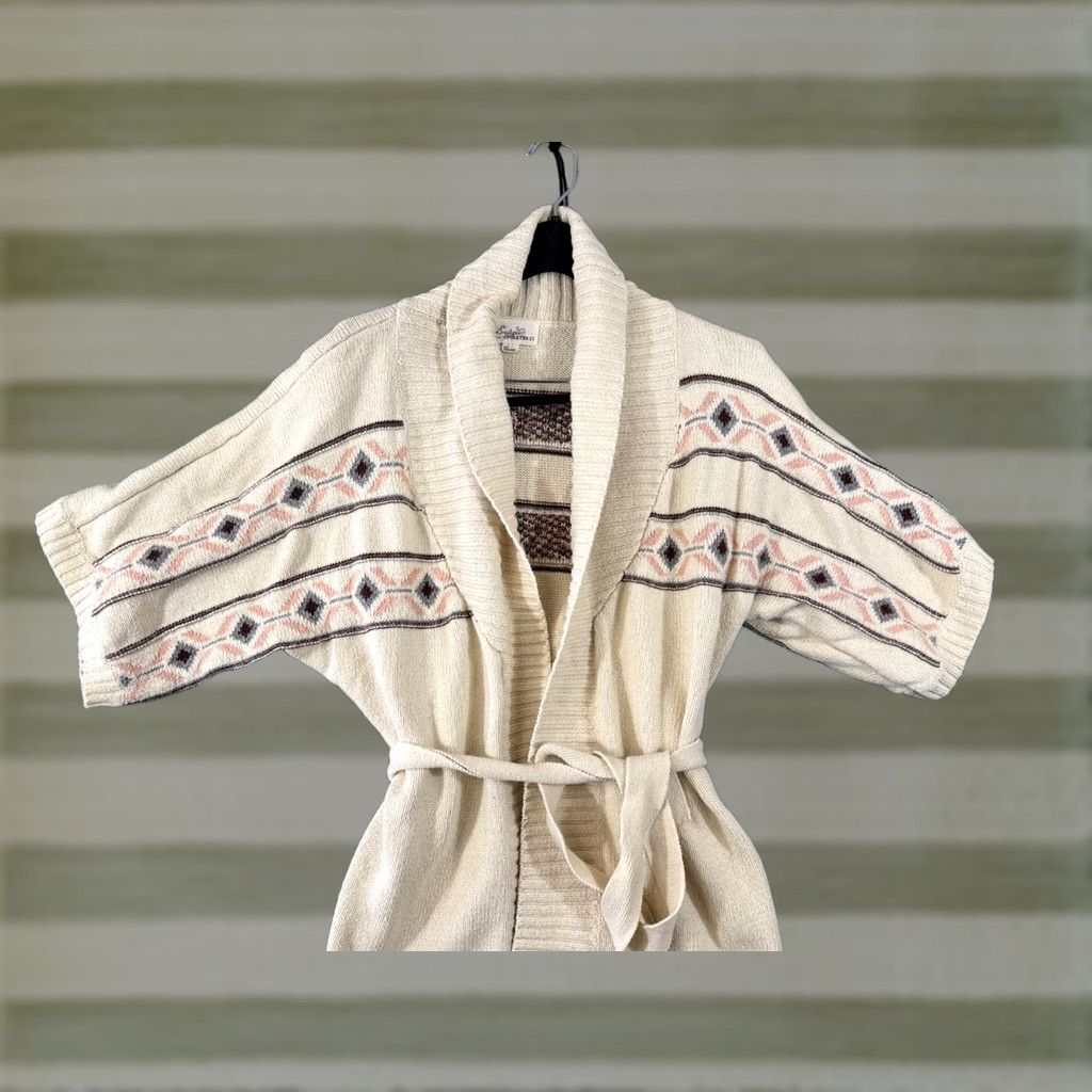 Forever 21 FOREVER 21 Cardigan Sweater Womens S Ivory Aztec Open Front Belted Knit Cardigan Beltded Size S / US 4 / IT 40 - 1 Thumbnail