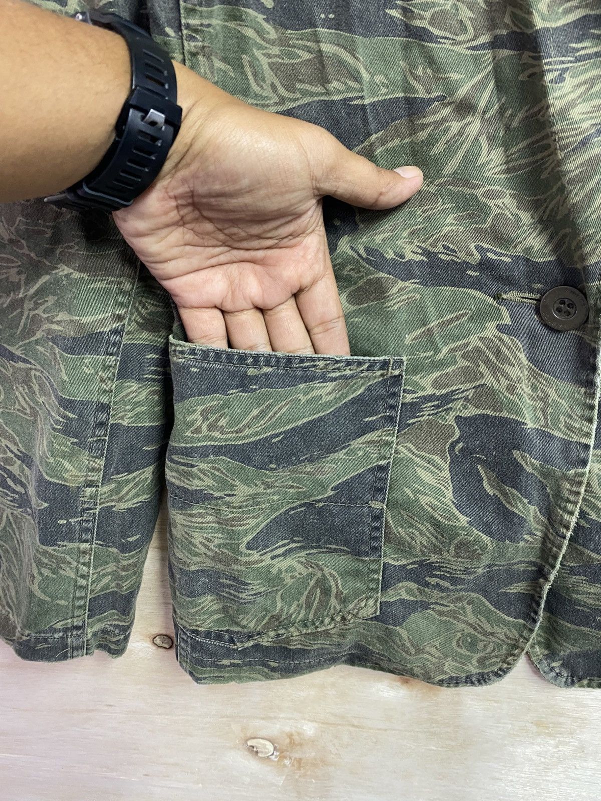 Hysteric Glamour Vintage Hysterics Tiger Camo Military Jacket Japanese Brand Size S / US 4 / IT 40 - 4 Thumbnail