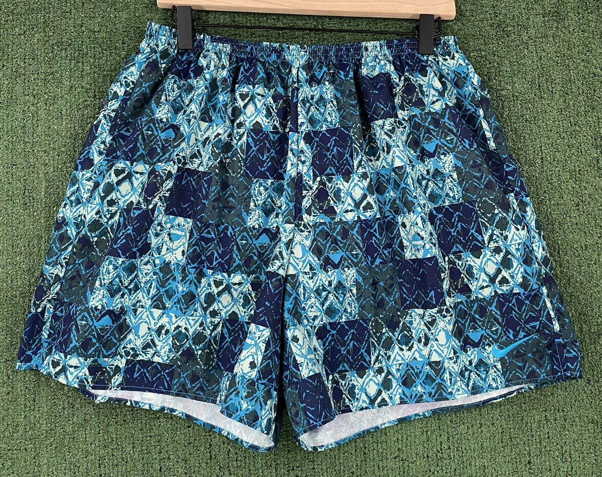 Nike VTG 90s Nike Embroidered Swoosh Geometric Lined Shorts XL Size US 38 / EU 54 - 1 Thumbnail
