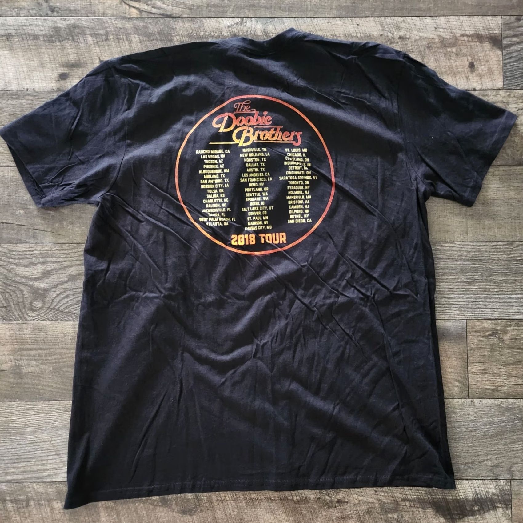 Gildan THE DOOBIE BROTHERS Concert T Shirt Tee XL Black Double Sided Band 2018 New Size US XL / EU 56 / 4 - 4 Thumbnail