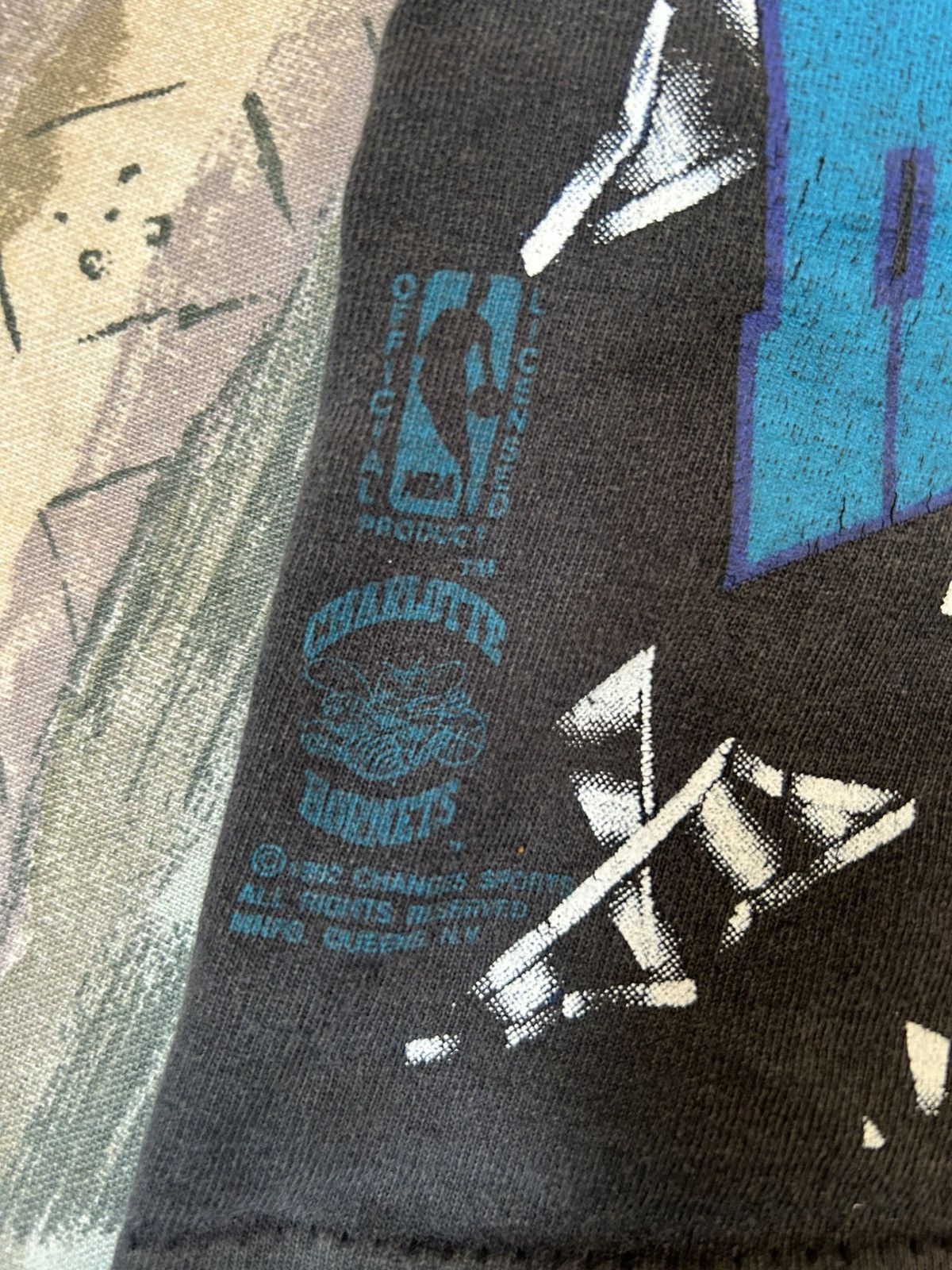NBA × Vintage Vintage 1992 Charlotte Hornets Shattered Backboard NBA AOP Size US L / EU 52-54 / 3 - 7 Thumbnail