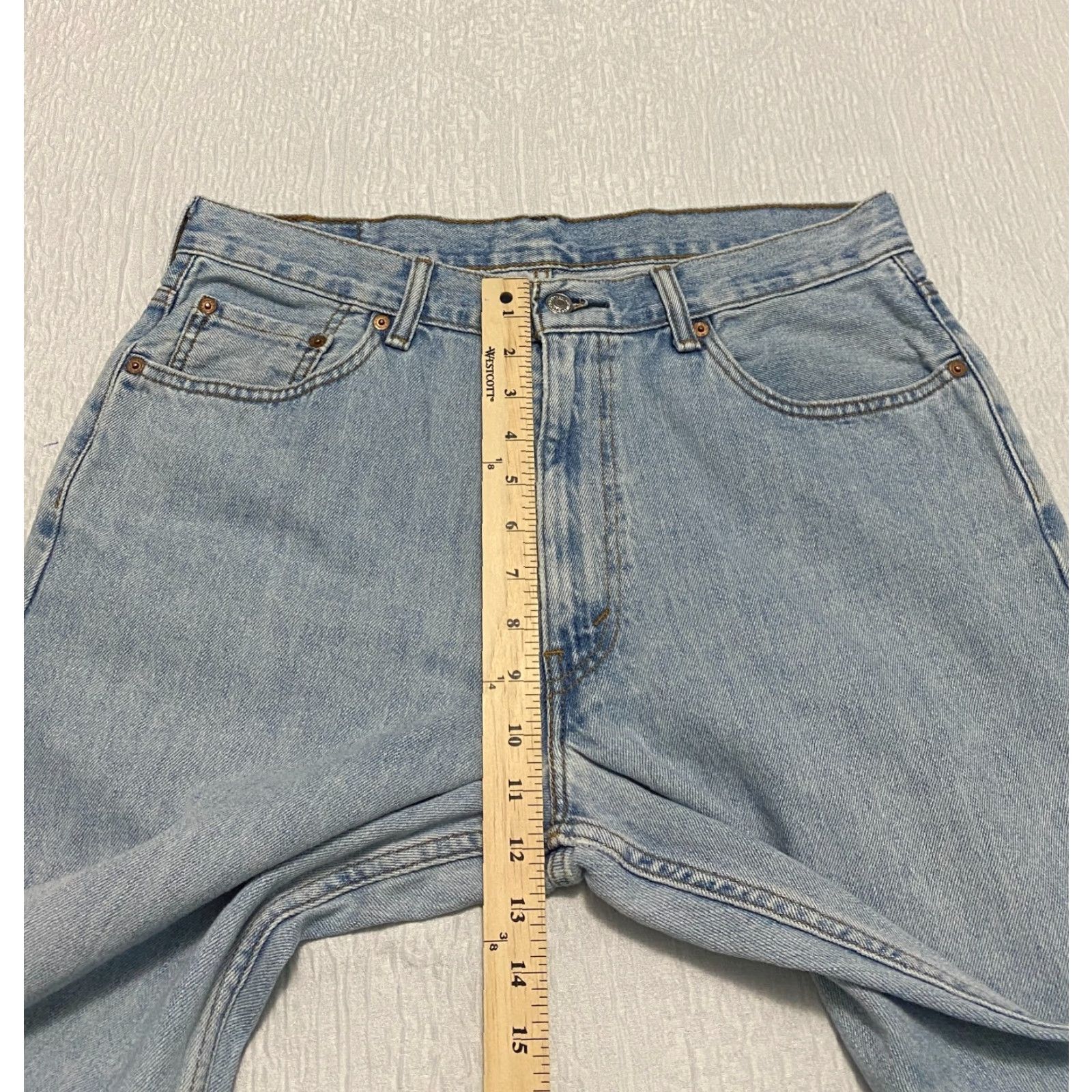 Levi's VINTAGE Levi's 550 Relaxed Fit Mens Jeans 34×33 Blue Light Wash 90s Retro Size US 34 / EU 50 - 6 Thumbnail