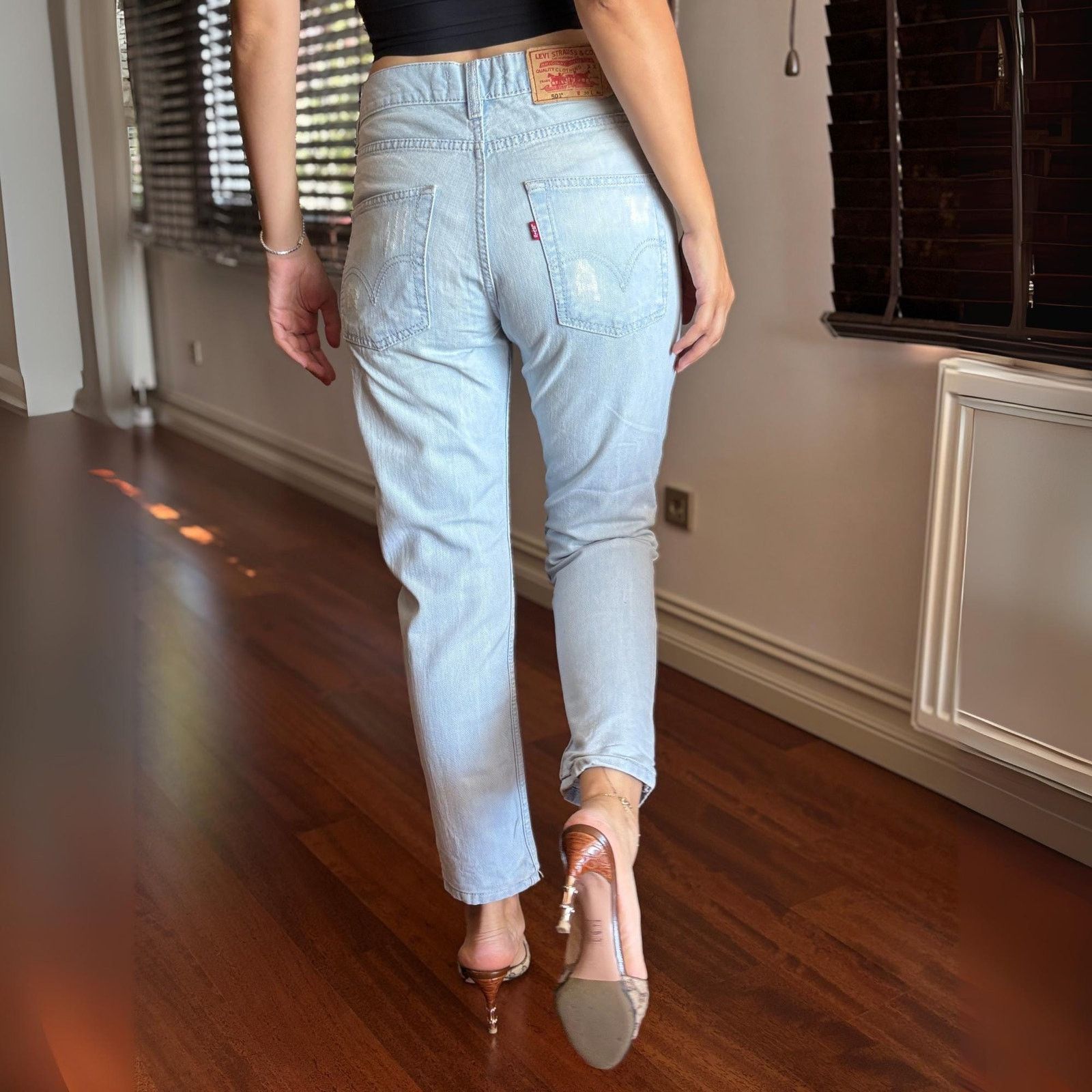 Levi's Vintage Levi’s 501 USA 1996 Light Wash Distressed W30 L34 Size US 30 / EU 46 - 1 Thumbnail