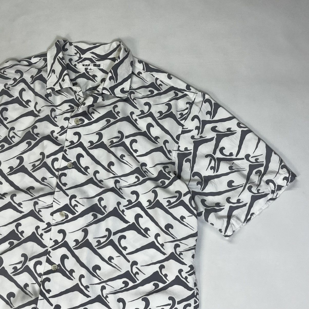 Uniqlo Uniqlo Printed Open Collar Short Sleeve Shirt Size US L / EU 52-54 / 3 - 3 Thumbnail
