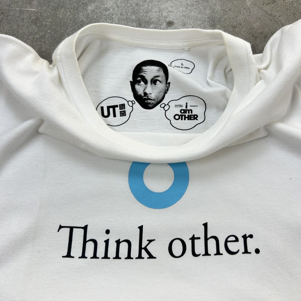 Pharrell × Uniqlo Pharrell William - I Am Other Size US M / EU 48-50 / 2 - 8 Thumbnail