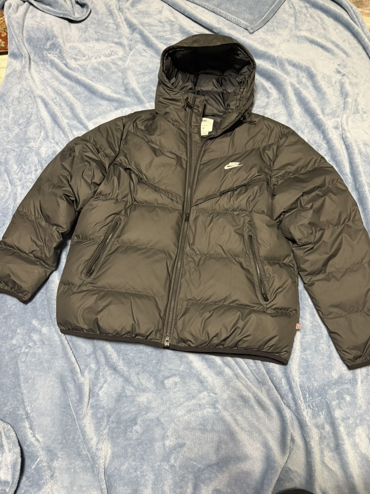 Nike nike puffer jacket Size US XL / EU 56 / 4 - 1 Thumbnail