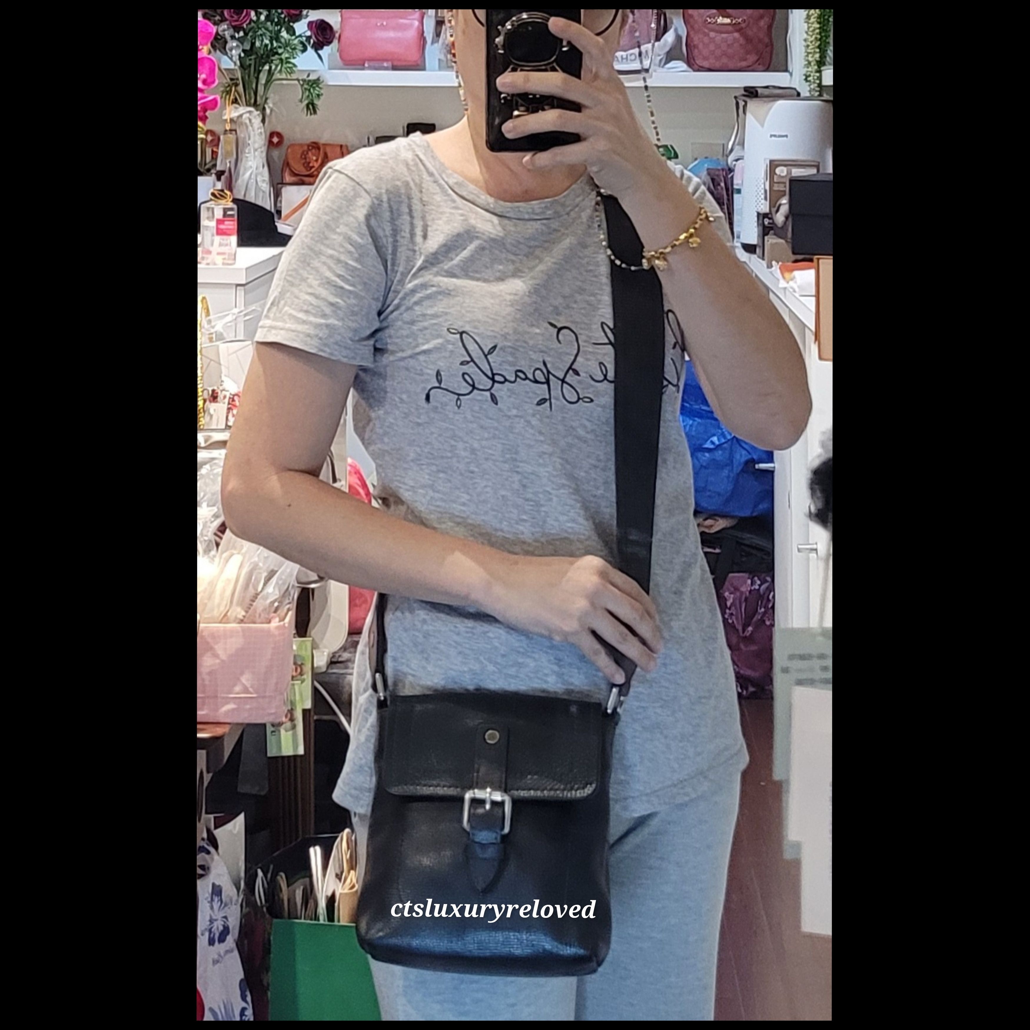 Louis Vuitton Vintage Louis Vuitton Yuma Basalt Black Utah Shoulder Bag Size ONE SIZE - 11 Thumbnail