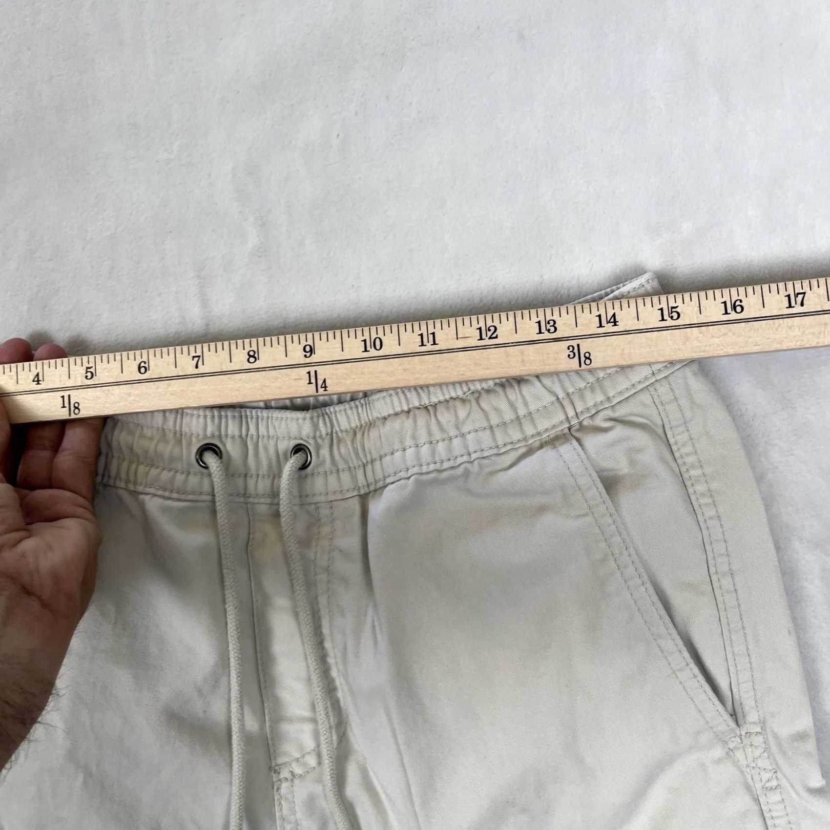 Mossimo VINTAGE Mossimo Supply Co Cargo Shorts Mens S Beige Elastic Waist Y2K Size US 29 - 4 Thumbnail