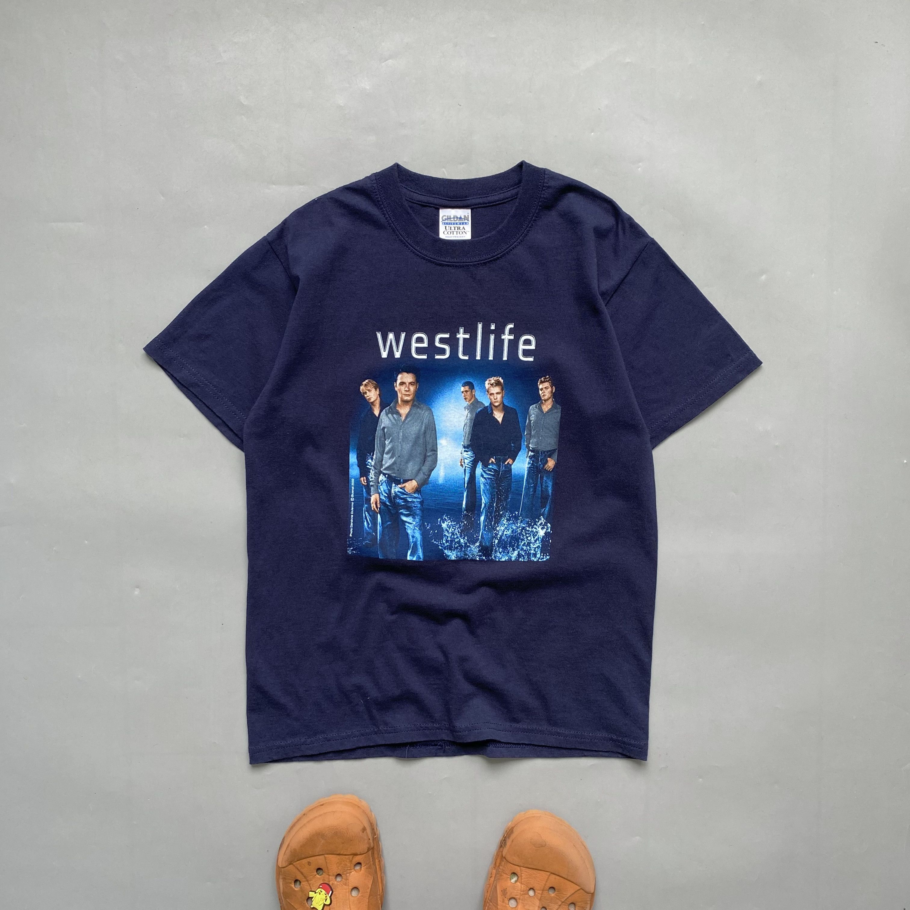 Band Tees 💿Vintage Westlife World Tour Tee 2002 band tees Size US XS / EU 42 / 0 - 1 Thumbnail
