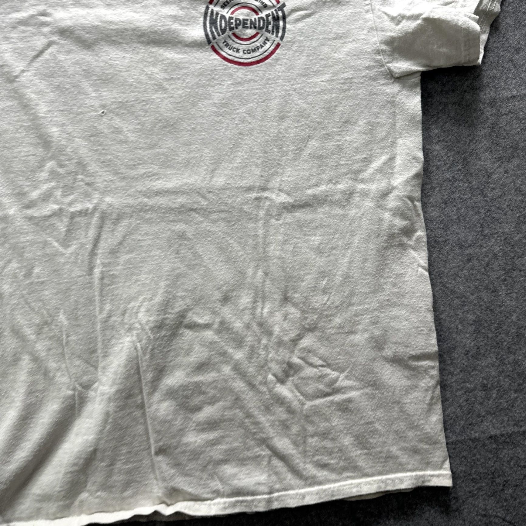 Vintage VINTAGE Independent Truck Co Shirt Mens Medium White Skateboard Logo Tee Graphic Casual Size US M / EU 48-50 / 2 - 6 Thumbnail