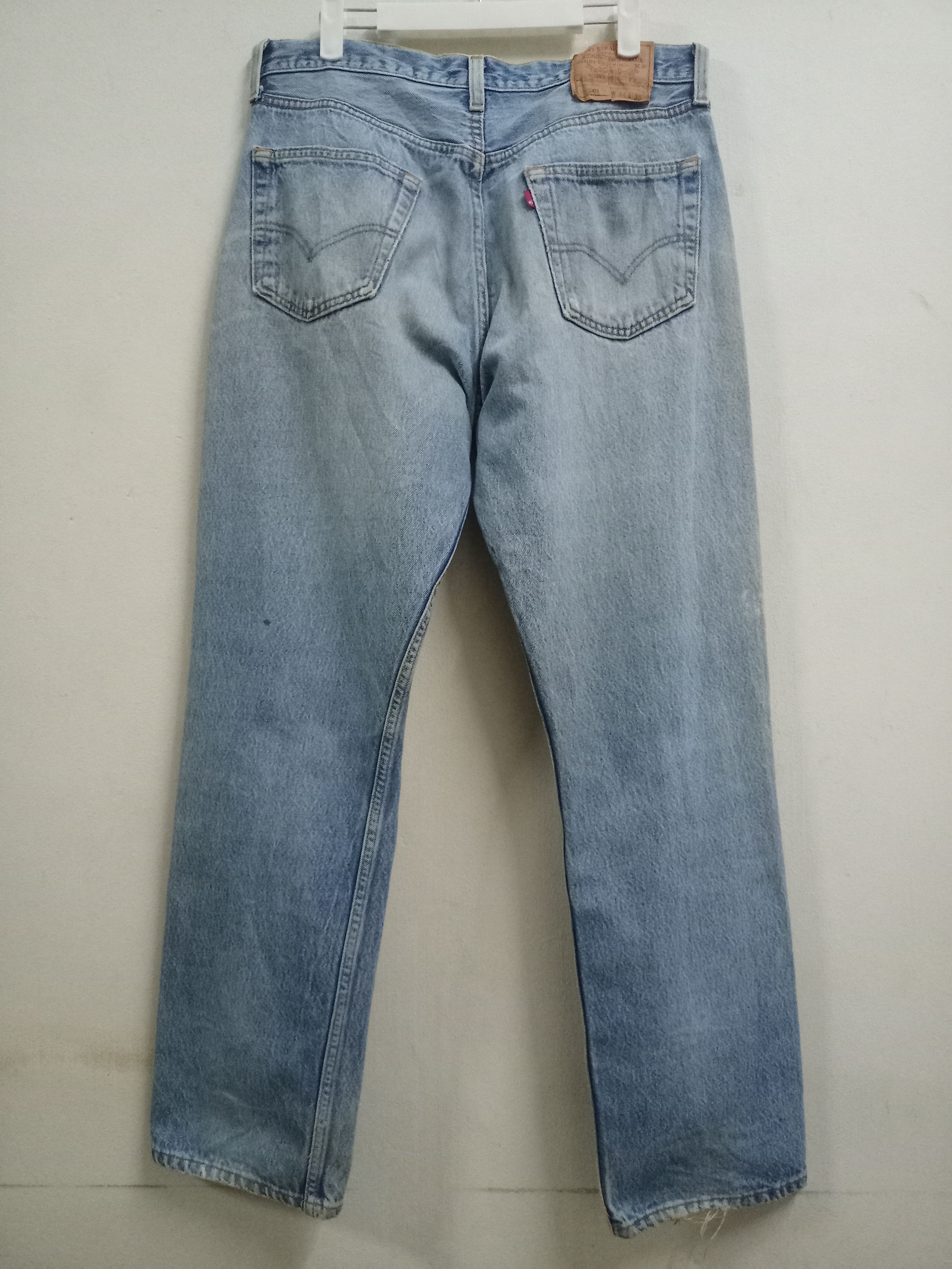 Levi's × Levi's Vintage Clothing Vintage 90s Levis 501 Button Fly Distressed Baggy Jeans Size US 32 / EU 48 - 2 Thumbnail