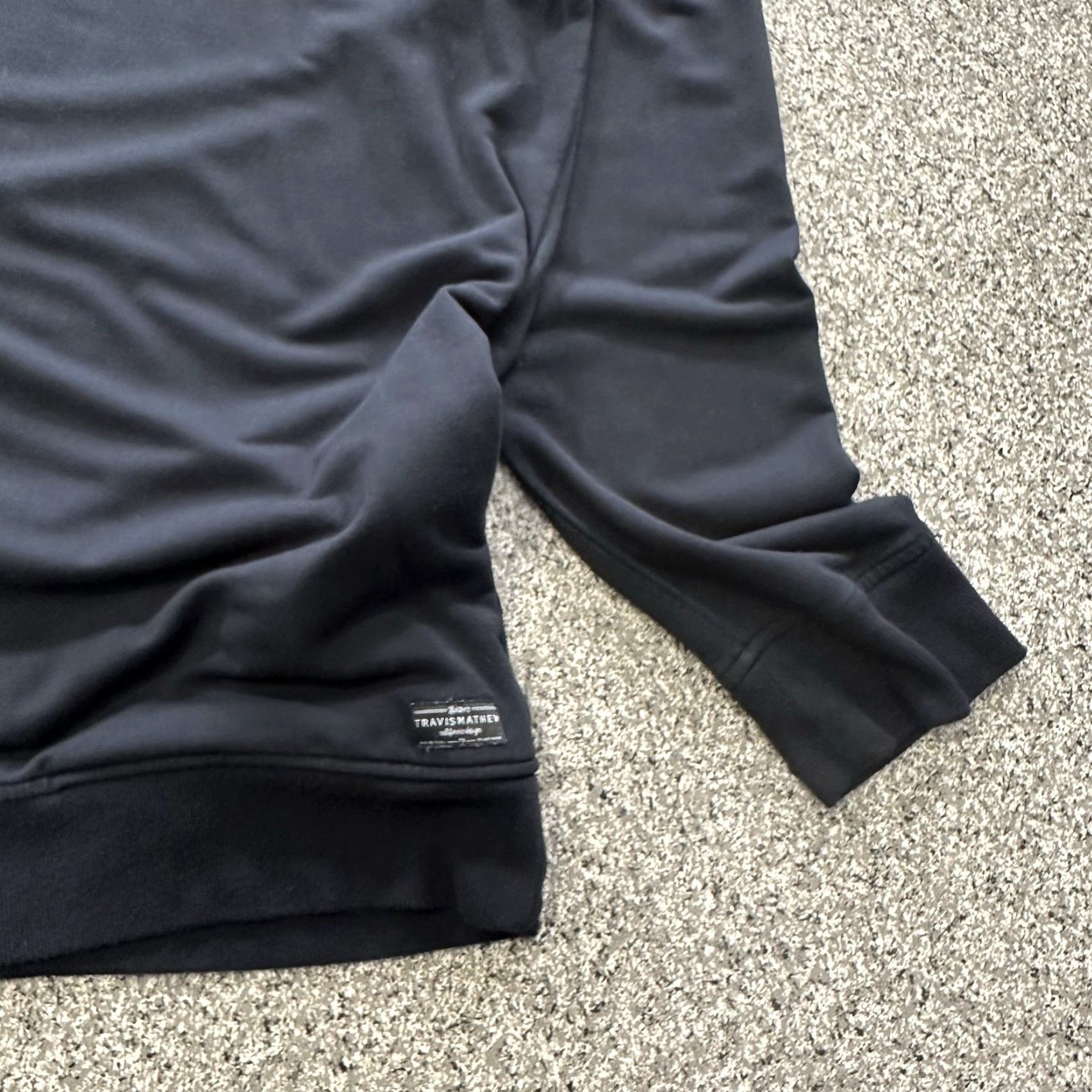 TravisMathew Travis Mathew Quarter Zip Pullover Mens XL Black Sweatshirt Golf Day­ton Size US XL / EU 56 / 4 - 2 Thumbnail