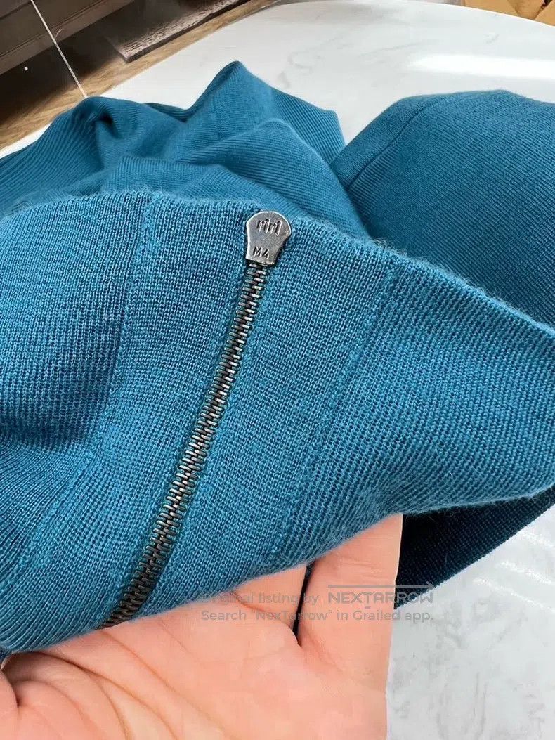 Hermes Hermes Big Round Neck Cashmere Short Sleeve Size XS / US 0-2 / IT 36-38 - 3 Thumbnail