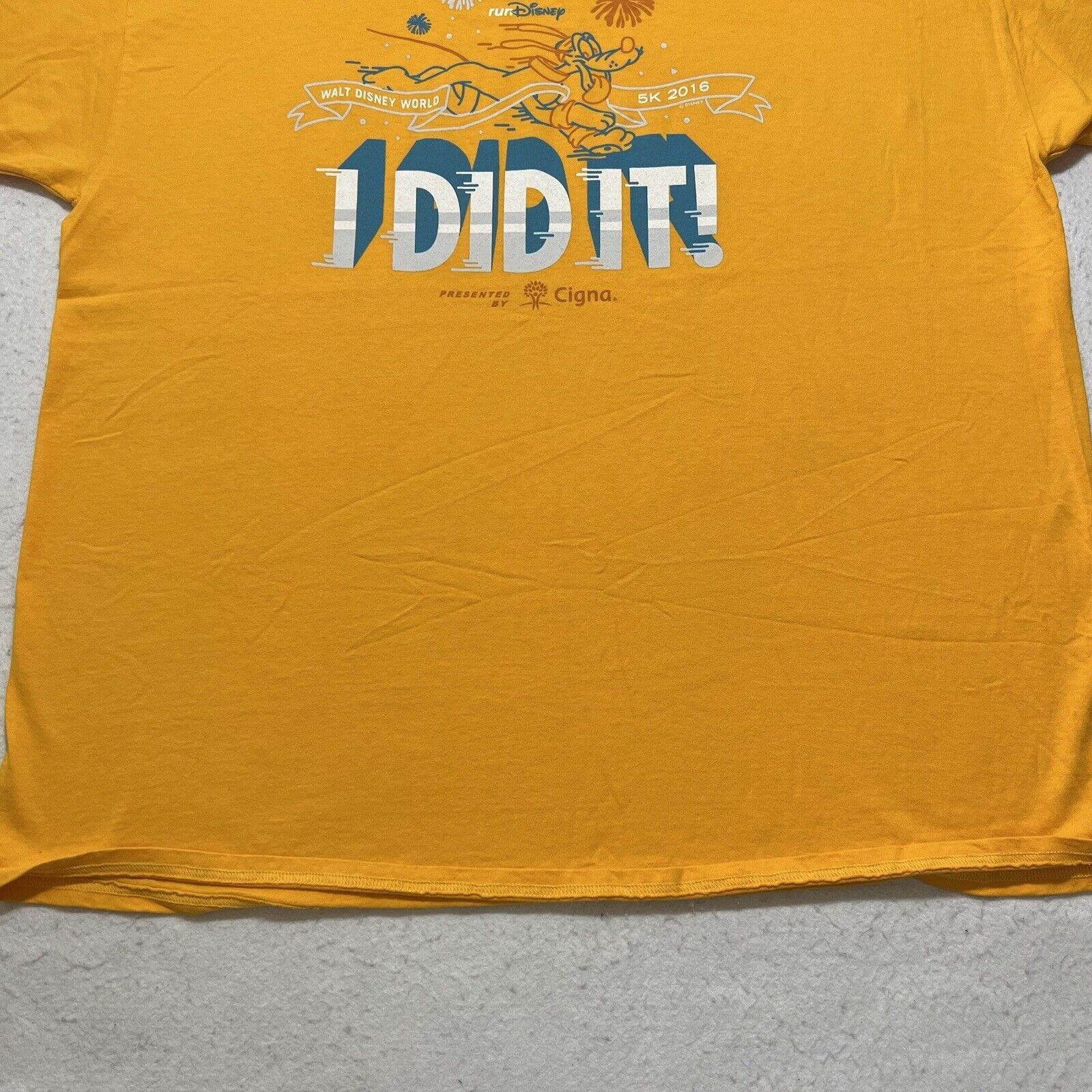 Hanes RunDisney Men's XXL 2016 5K Race Tee Pluto Graphic T Shirt Size US XXL / EU 58 / 5 - 6 Thumbnail